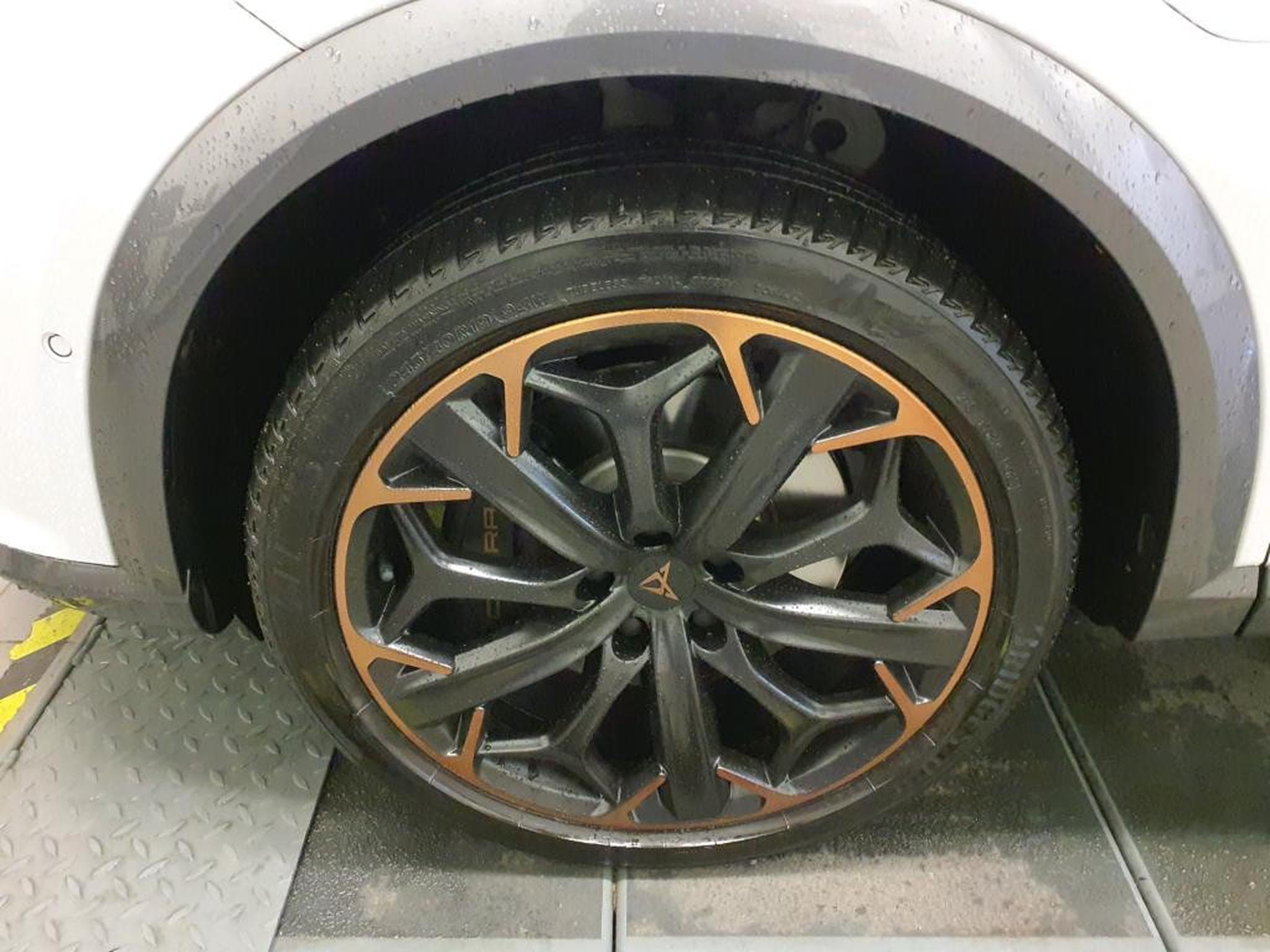 Cupra Formentor VZ 245CV eHybrid DSG6 *PANO *CAM 360°* *ATTELAGE* *BEATS* MA (2023) - Foto 21