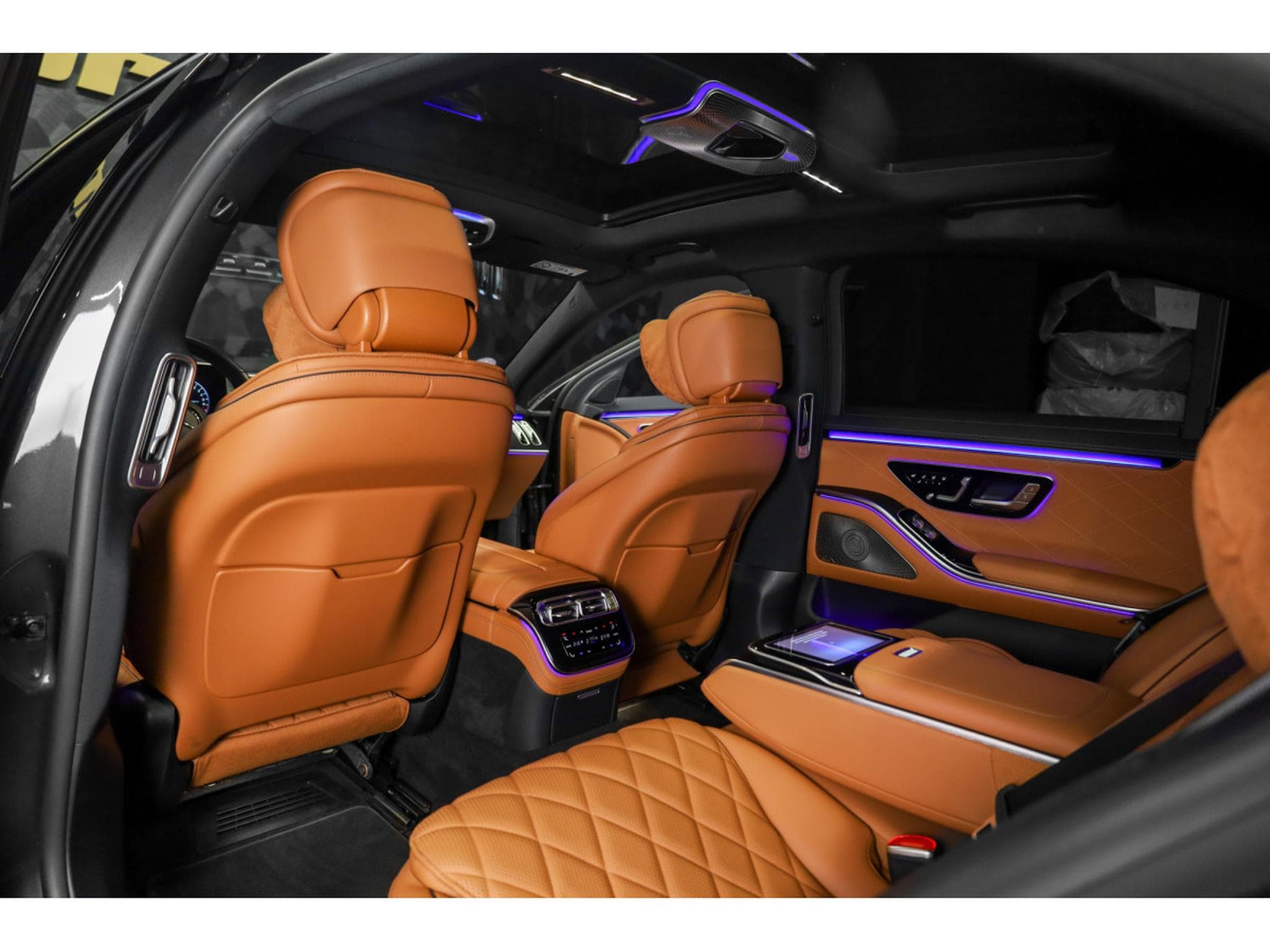 Mercedes S 580 e Limousine AMG Line (2023) - Foto 10