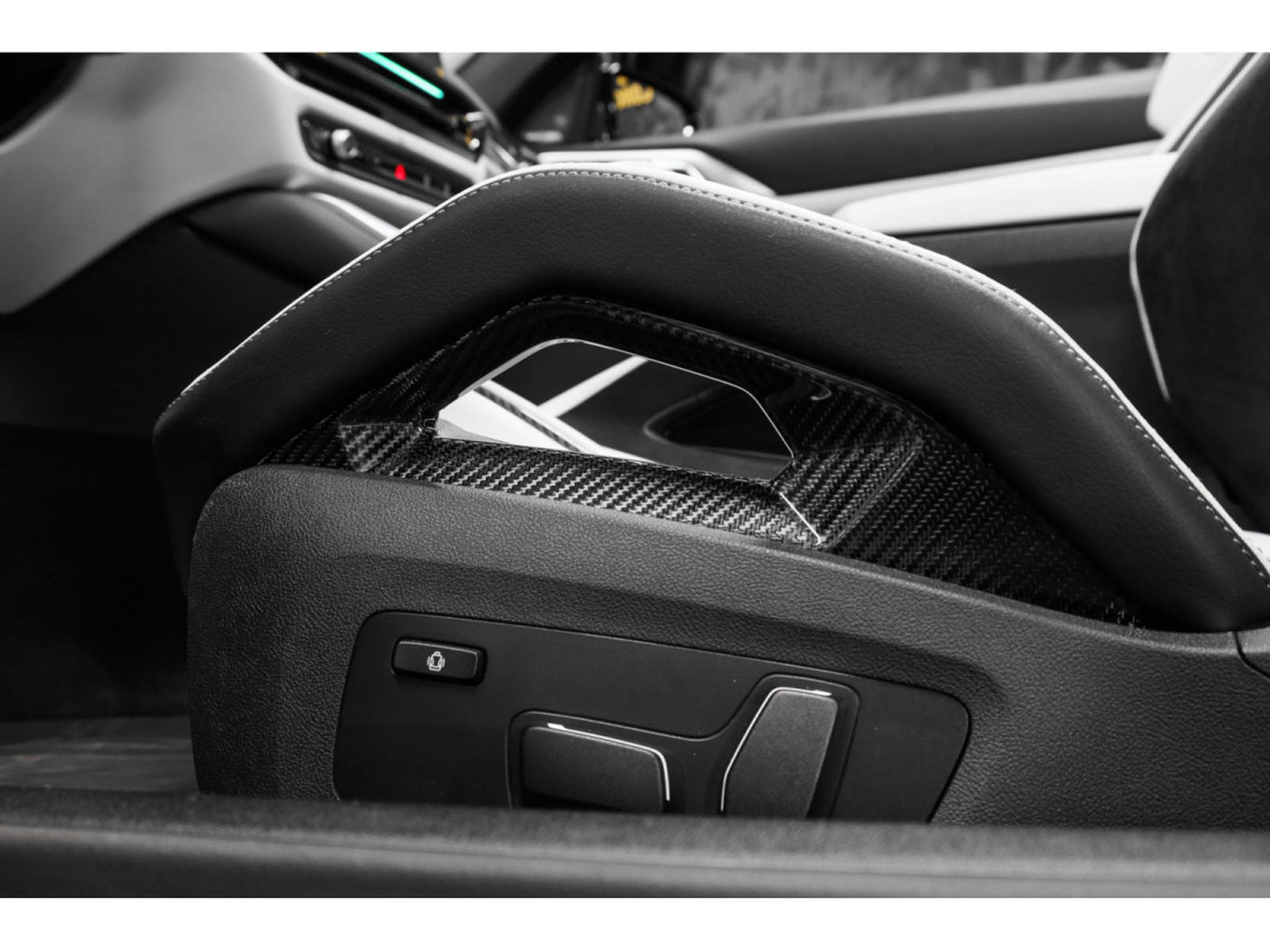 BMW M4 Compétition Cabriolet X-DRIVE G83 - BMW INDIVIDUAL (2025) - Foto 22
