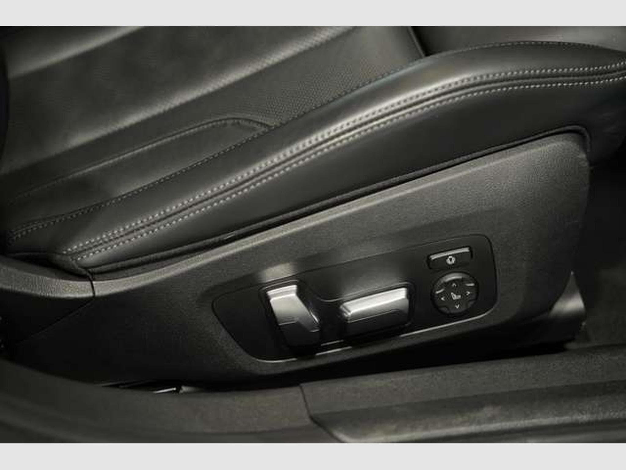 BMW M3 xD Competition *1.H *20 *Carbon *LASER *HUD (2022) - Photo 22