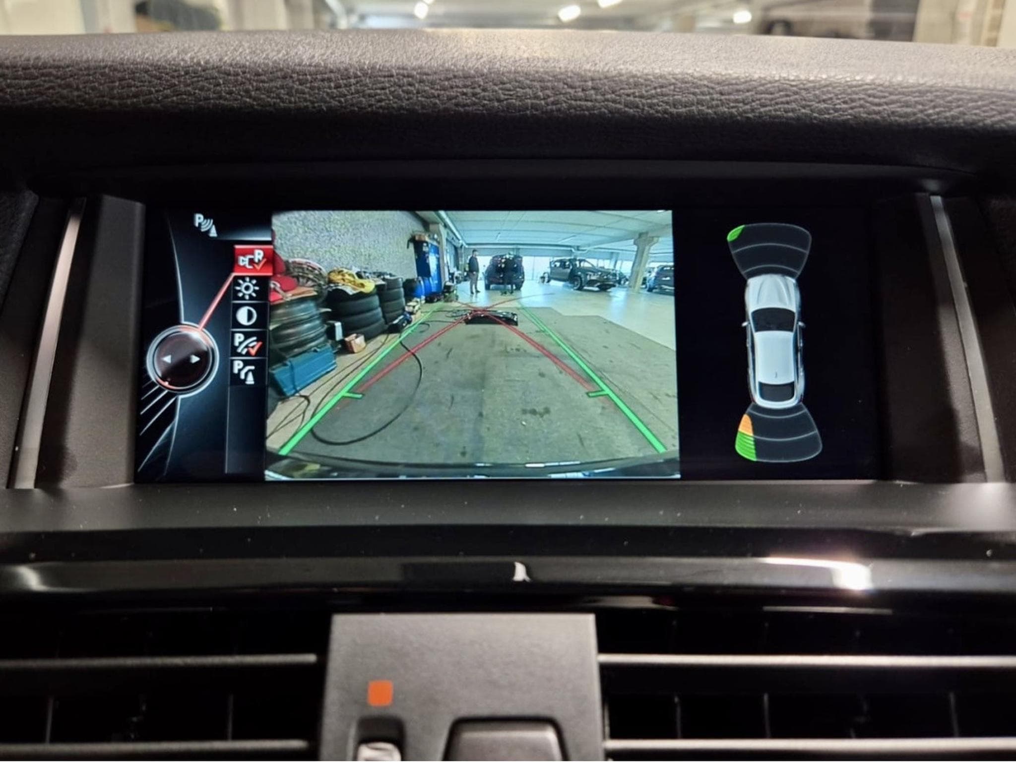 BMW X4 20i XDRIVE M SPORT PAKET CUIR NAVI 1 HAND (2016) - Photo 9