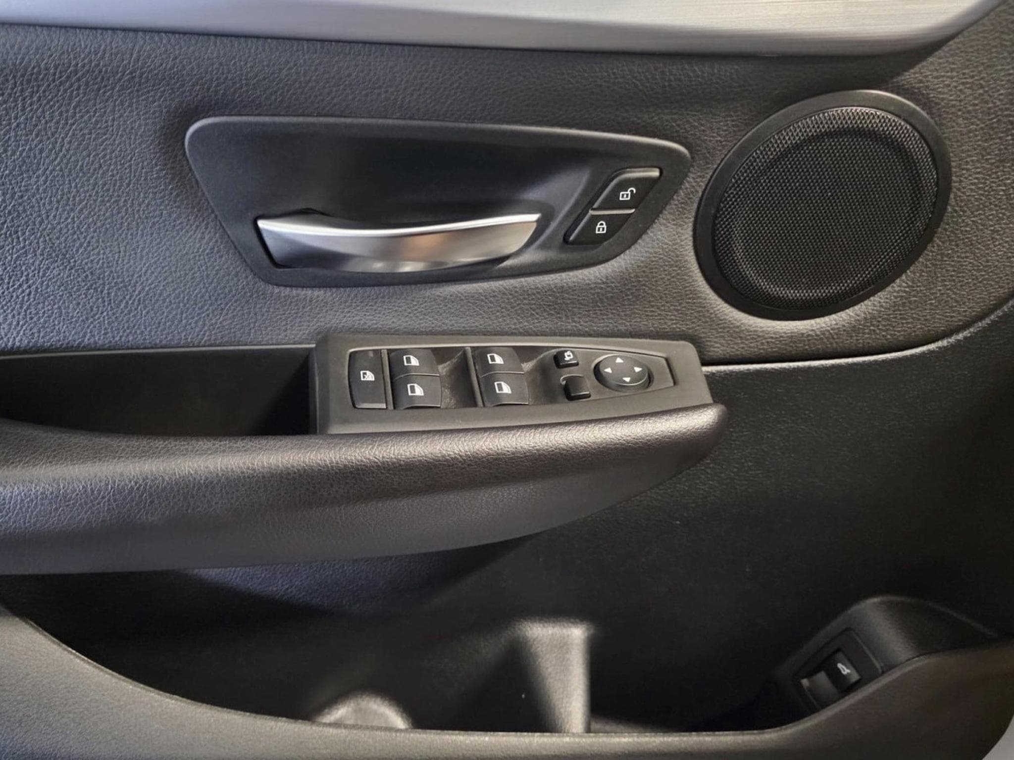 BMW 218 D FACELIFT M SPORT PAKET CUIR NAVI 1 HAND (2021) - Photo 10