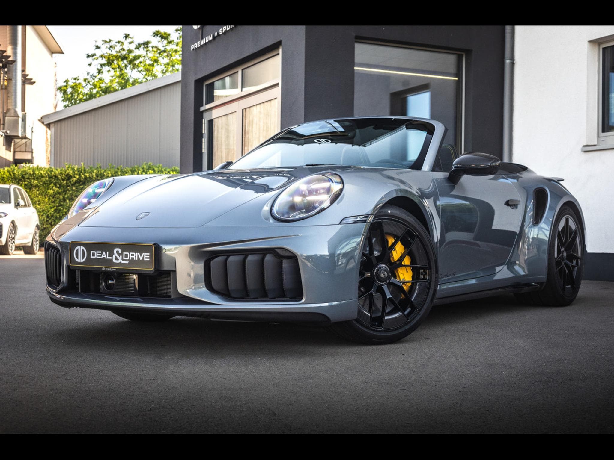 Porsche 911 (992.2) TURBO S 3.6 CABRIOLET PDK (711 CH) – VANADIUM GREY M (2026) - Photo 1