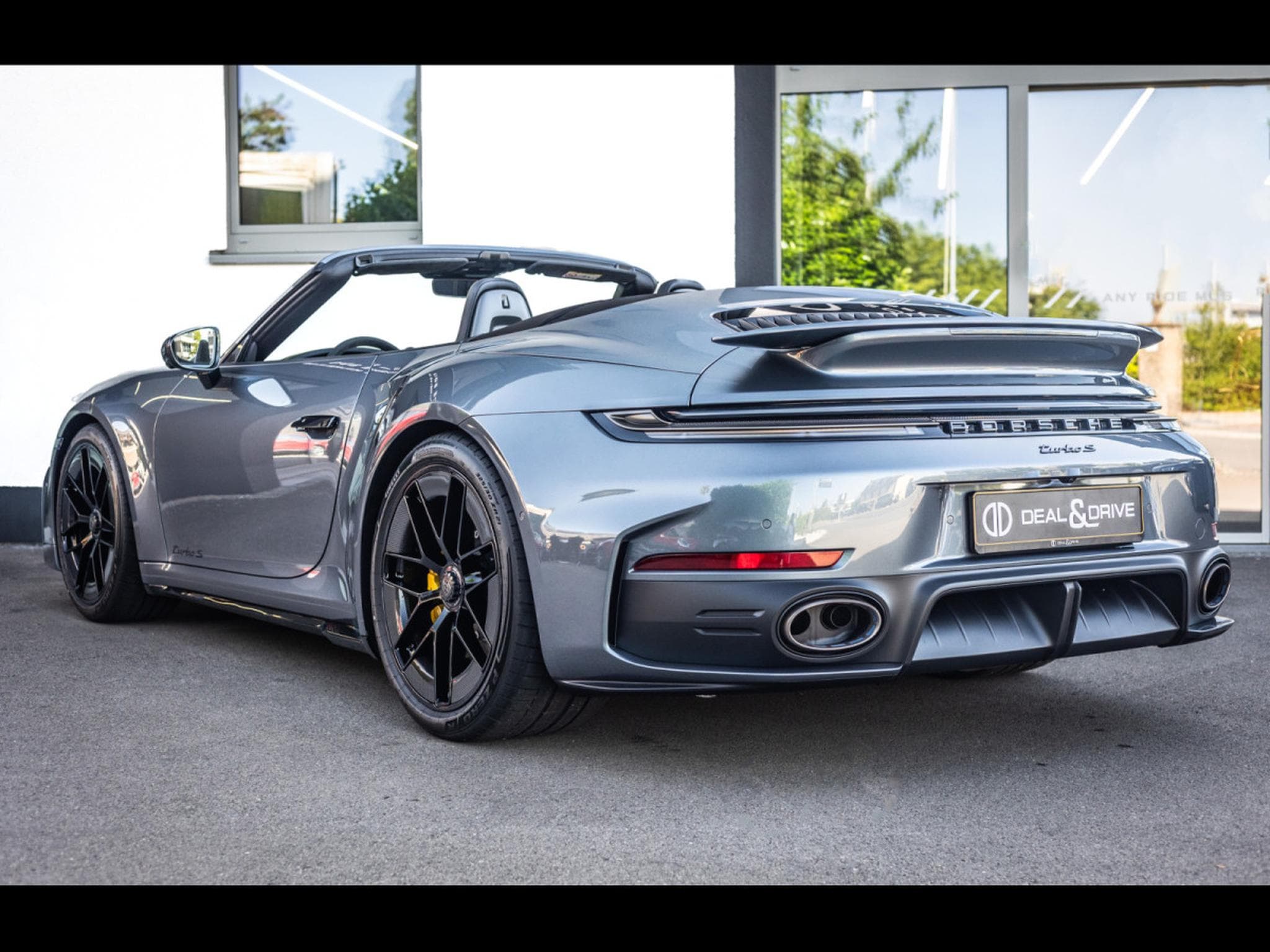 Porsche 911 .2 911 TURBO S 3.6 CABRIOLET PDK (711 CH) – VANADIUM GREY ME (2026) - Photo 19