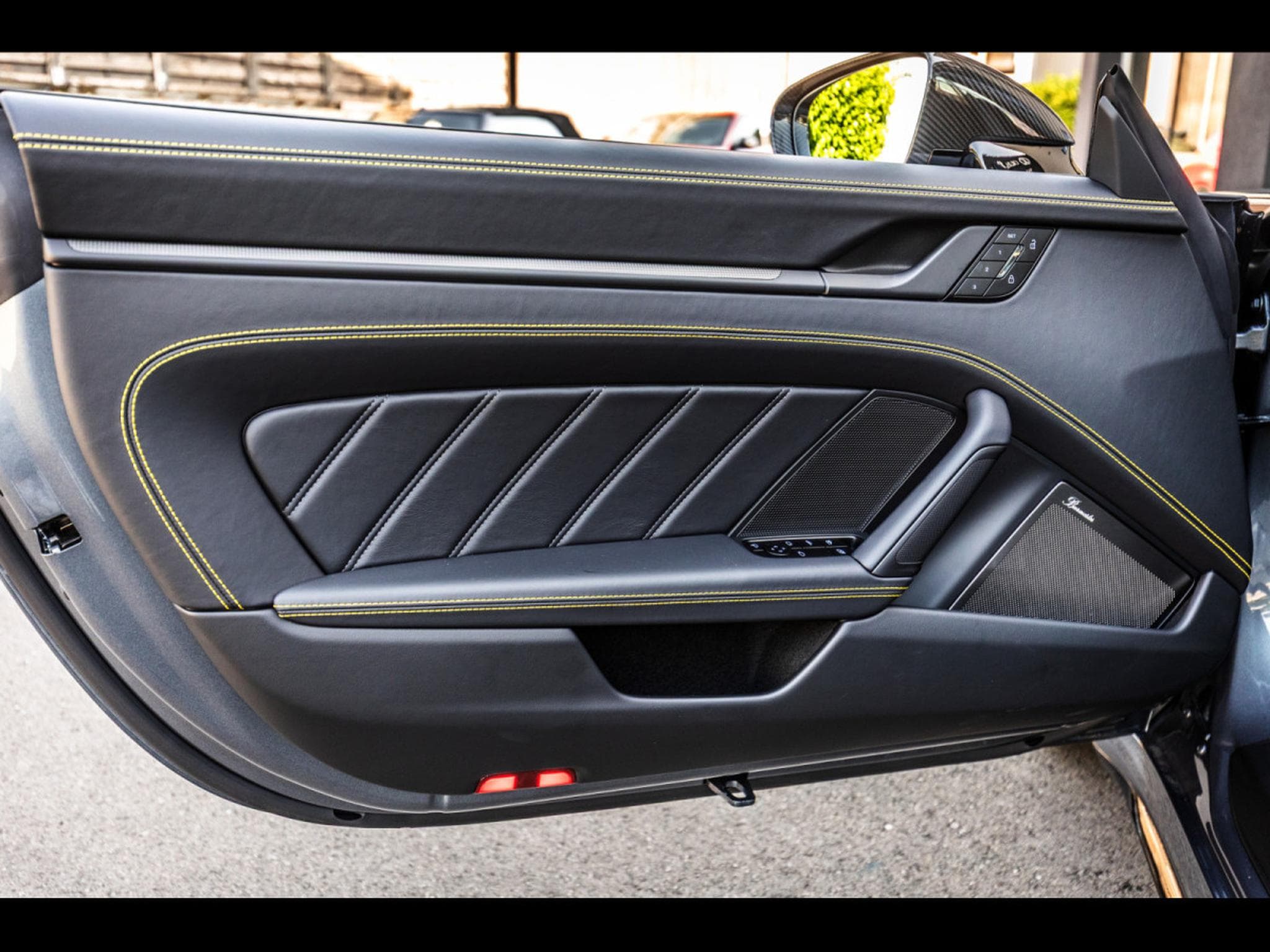 Porsche 911 .2 911 TURBO S 3.6 CABRIOLET PDK (711 CH) – VANADIUM GREY ME (2026) - Photo 9