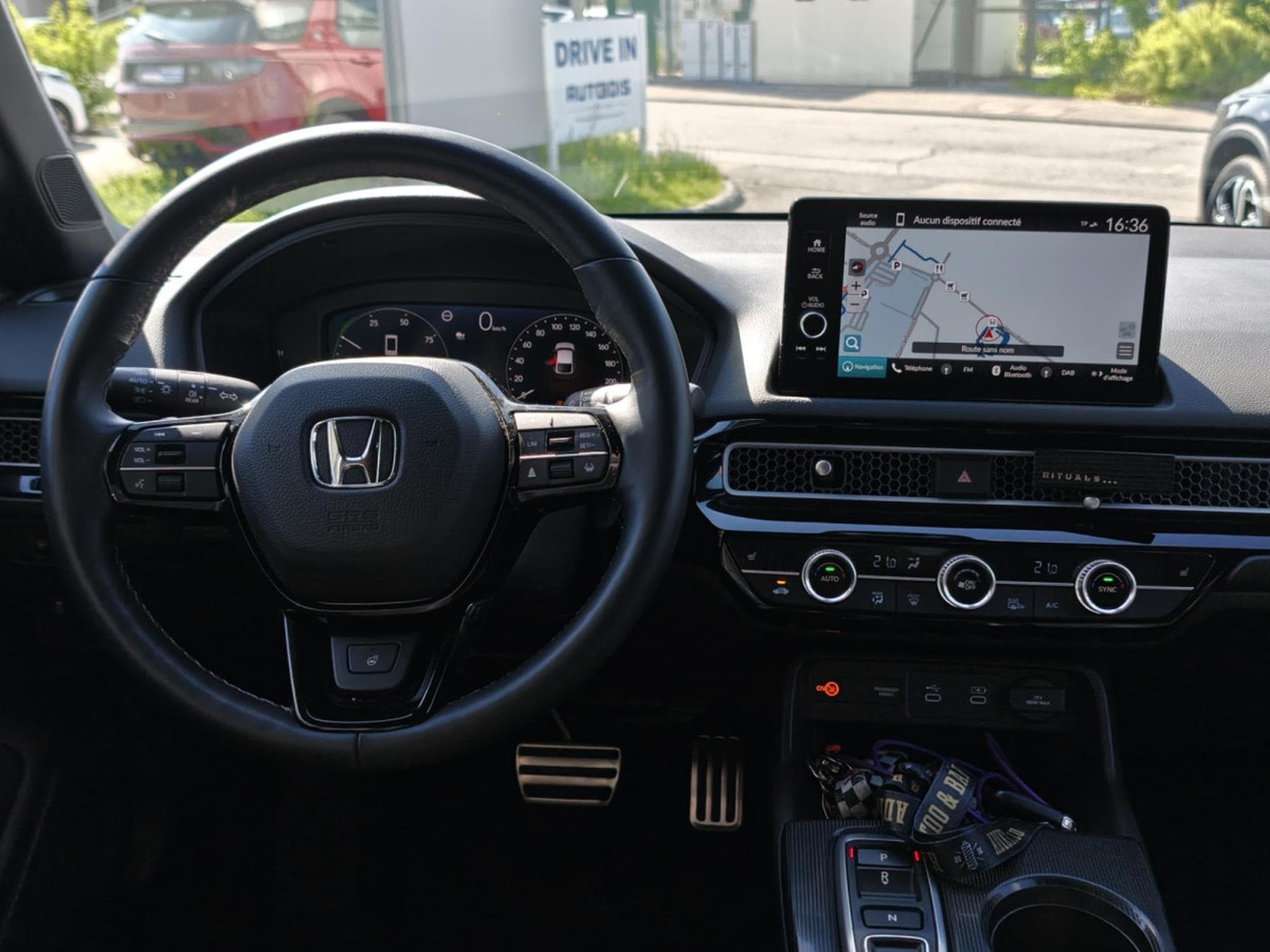 Honda Civic 2.0 CVT HYBRID SPORT (2025) - Photo 5