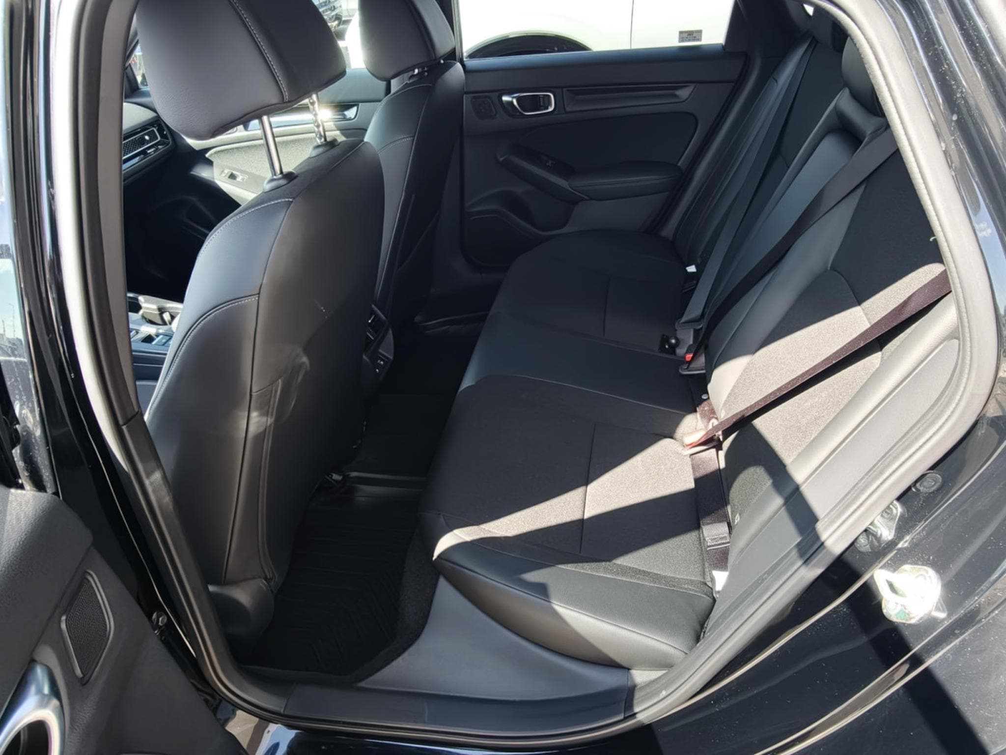 Honda Civic 2.0 CVT HYBRID SPORT (2025) - Photo 6