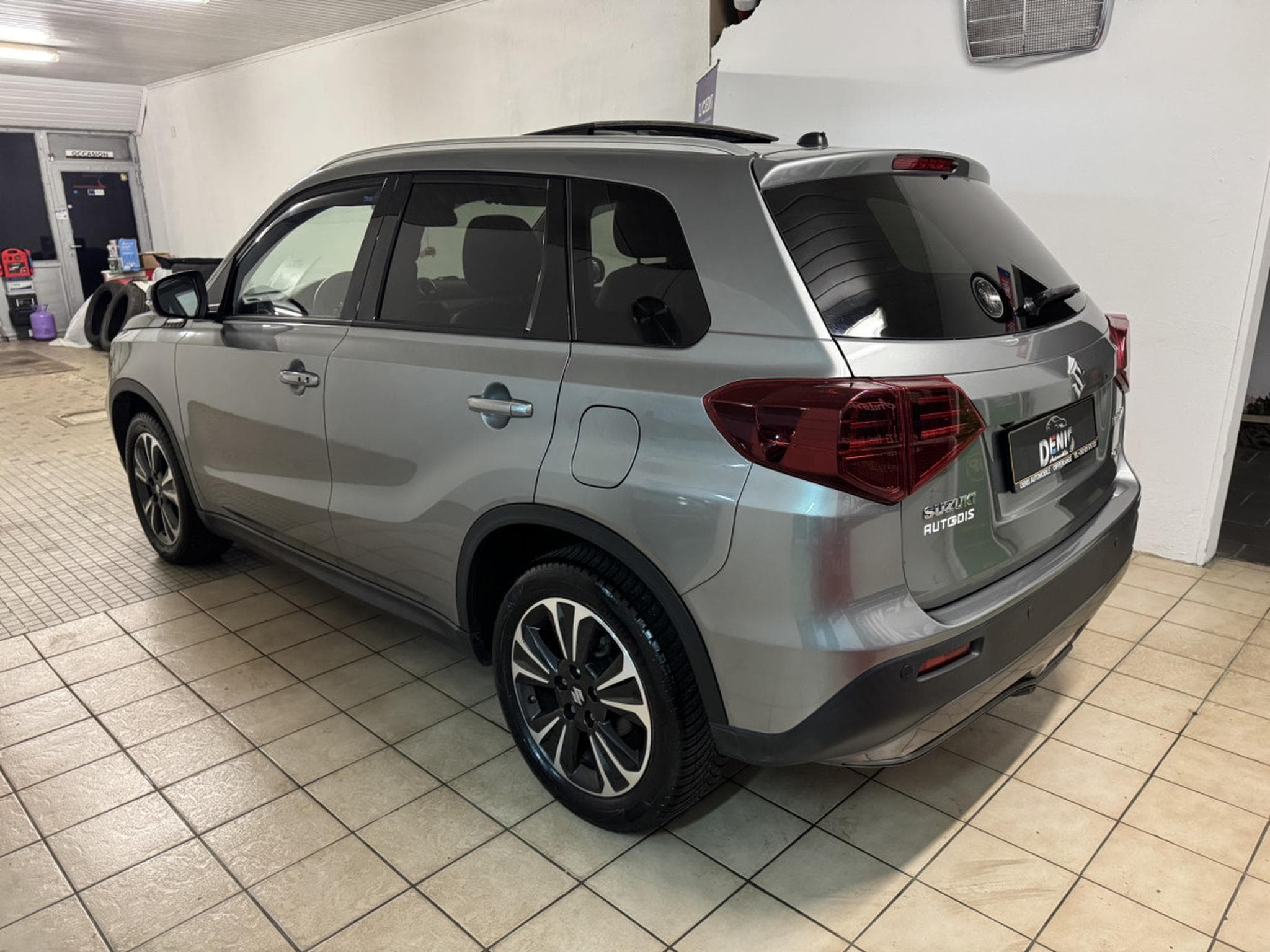 Suzuki Vitara S 1.4 S BoosterJet GLX AllGrip Automatique Full Opt. (2020) - Photo 6