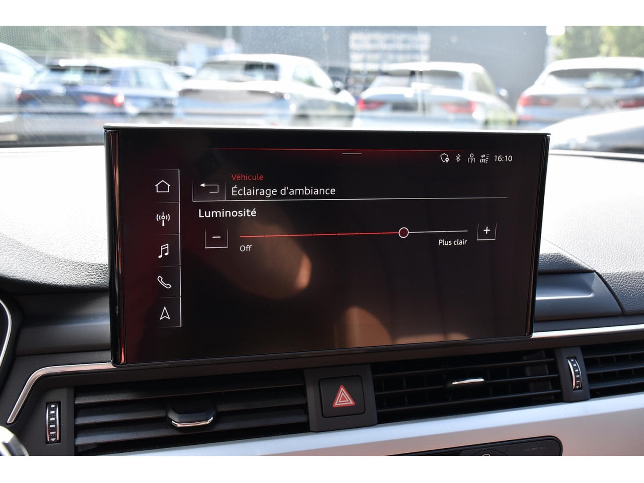 Audi A4 40 TDI Quattro S-Tronic CUIR GPS ATT RMQ CAM 1° MAIN (2022) - Foto 14