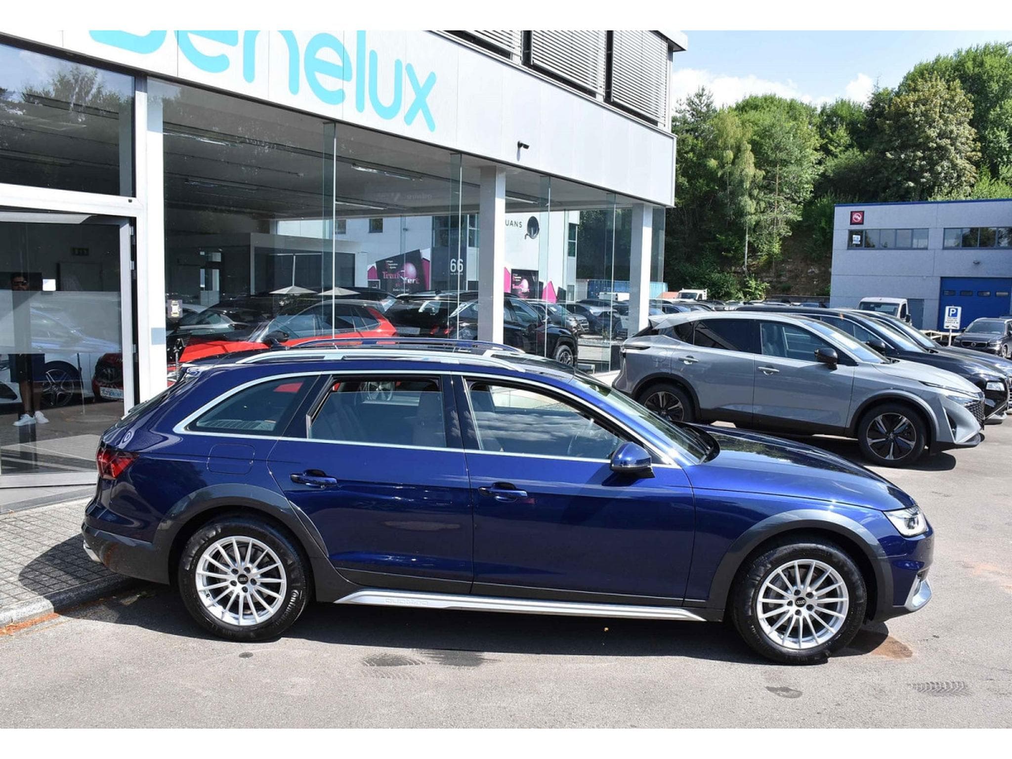 Audi A4 40 TDI Quattro S-Tronic CUIR GPS ATT RMQ CAM 1° MAIN (2022) - Foto 3