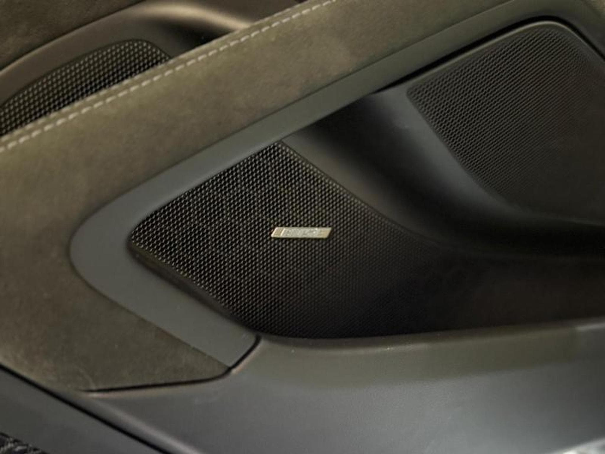 Porsche Cayman GT4RS Weissach Clubsport (2023) - Photo 13