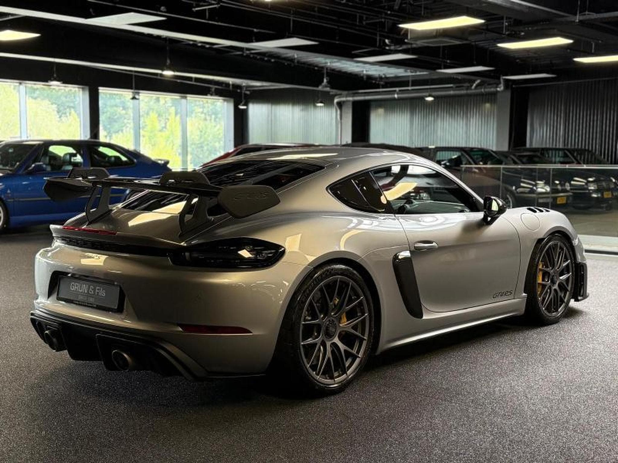 Porsche Cayman GT4RS Weissach Clubsport (2023) - Photo 7