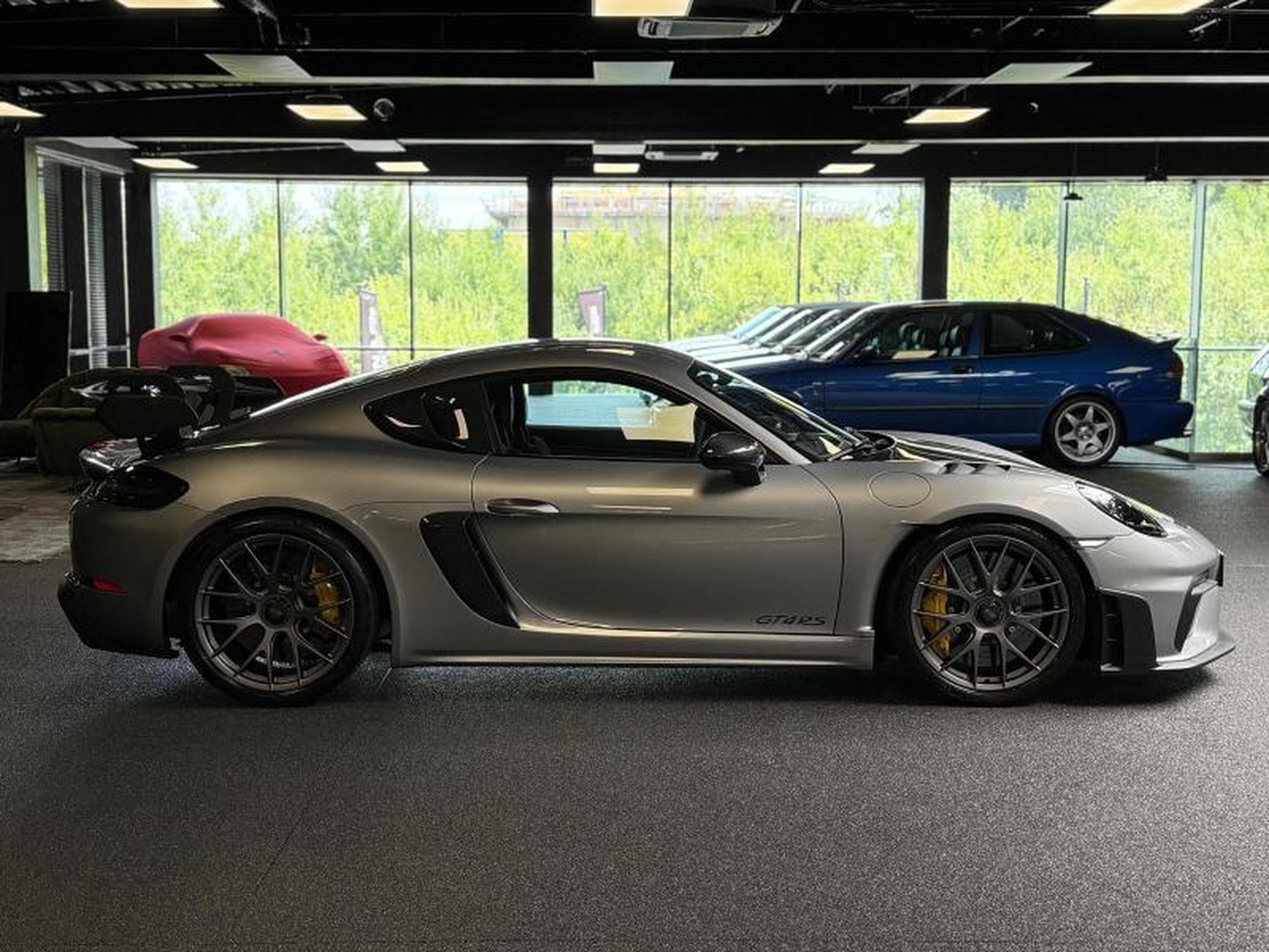 Porsche Cayman GT4RS Weissach Clubsport (2023) - Photo 8