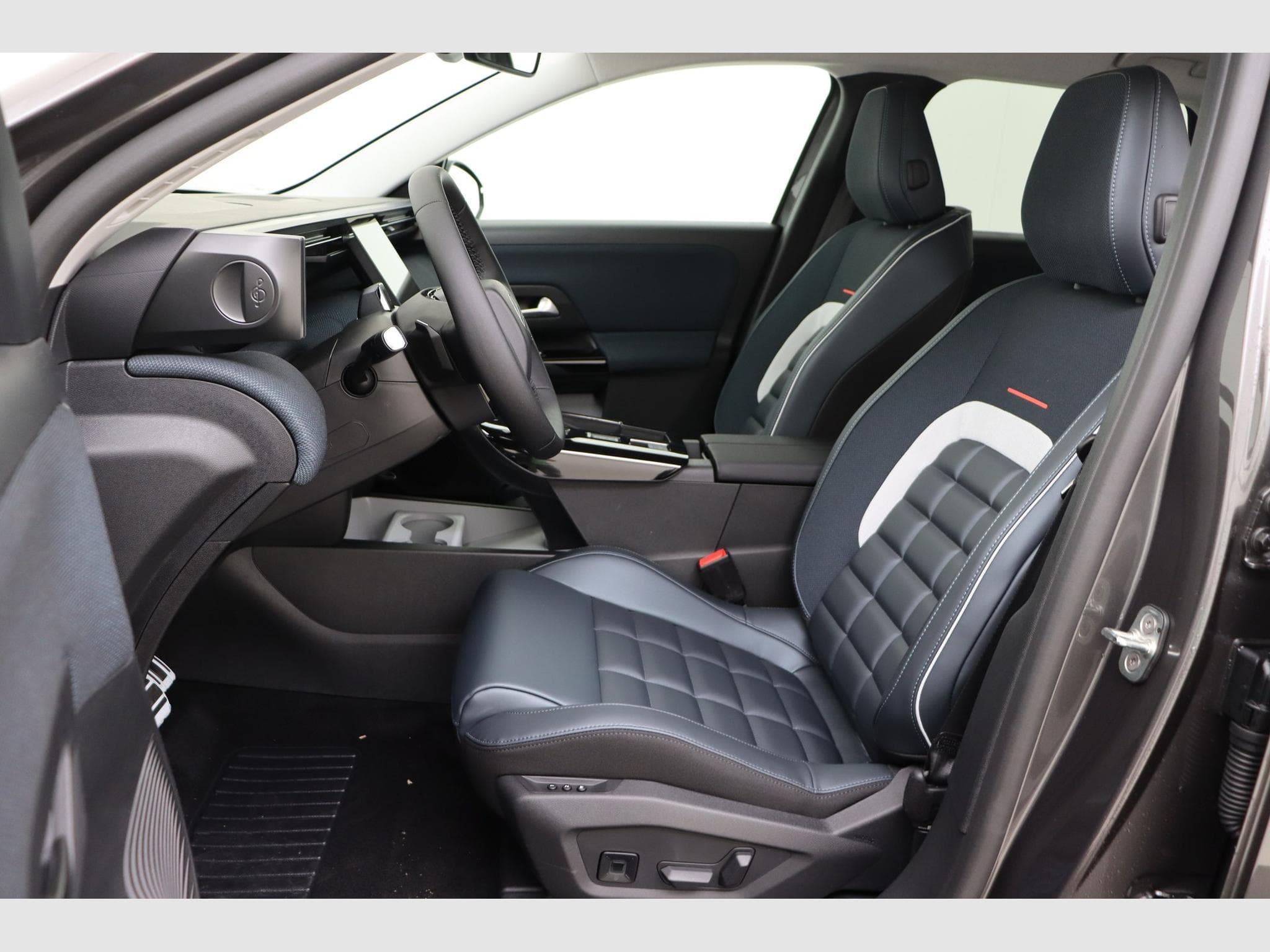 Citroen C5 AIRCROSS Max (2026) - Photo 13