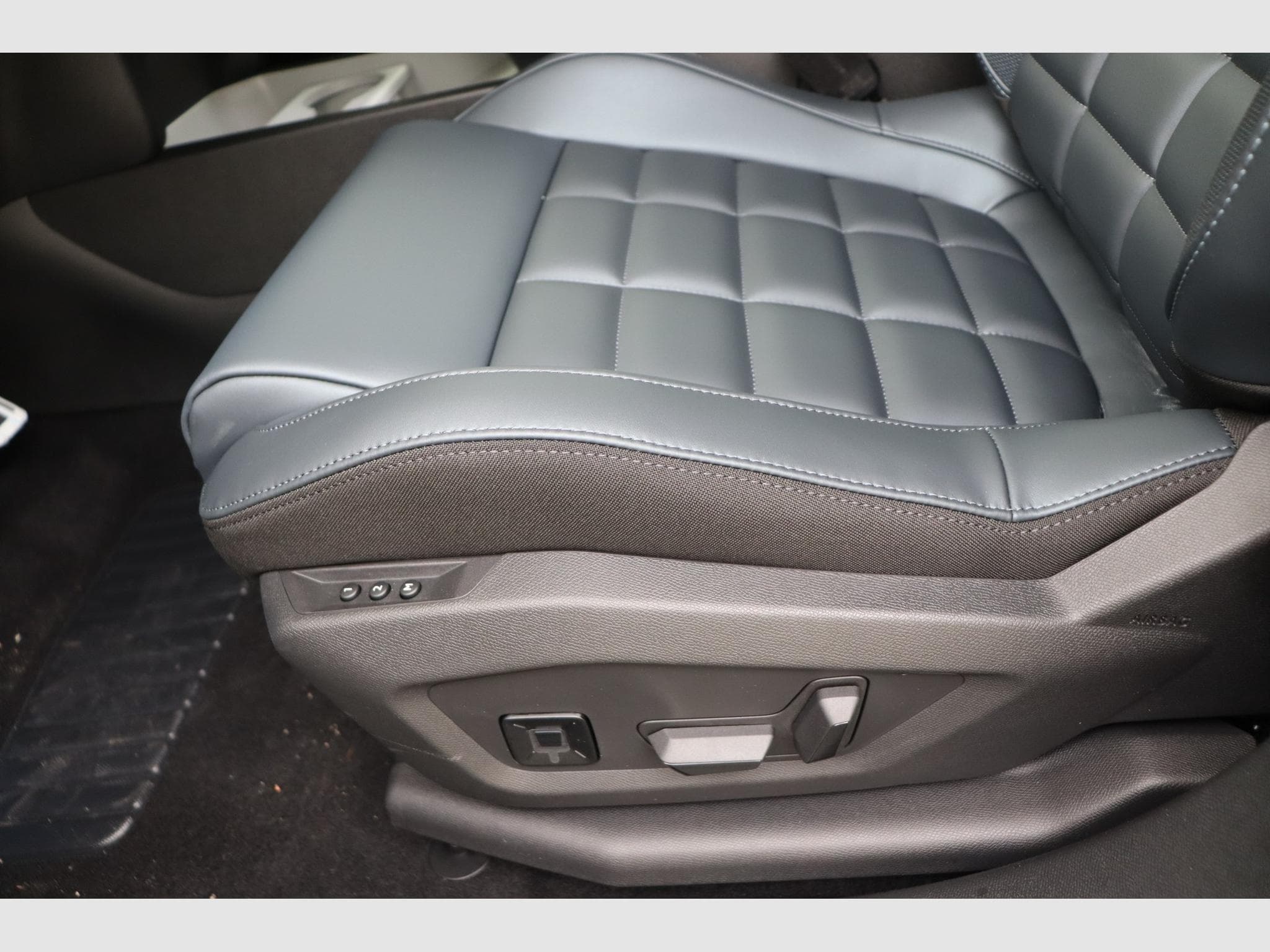 Citroen C5 AIRCROSS Max (2026) - Photo 14