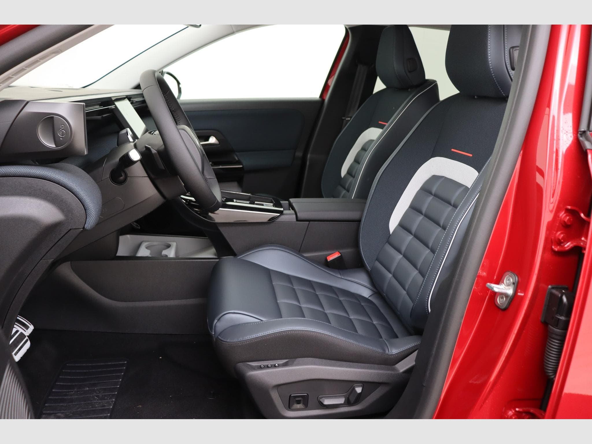Citroen C5 AIRCROSS Max (2026) - Photo 13