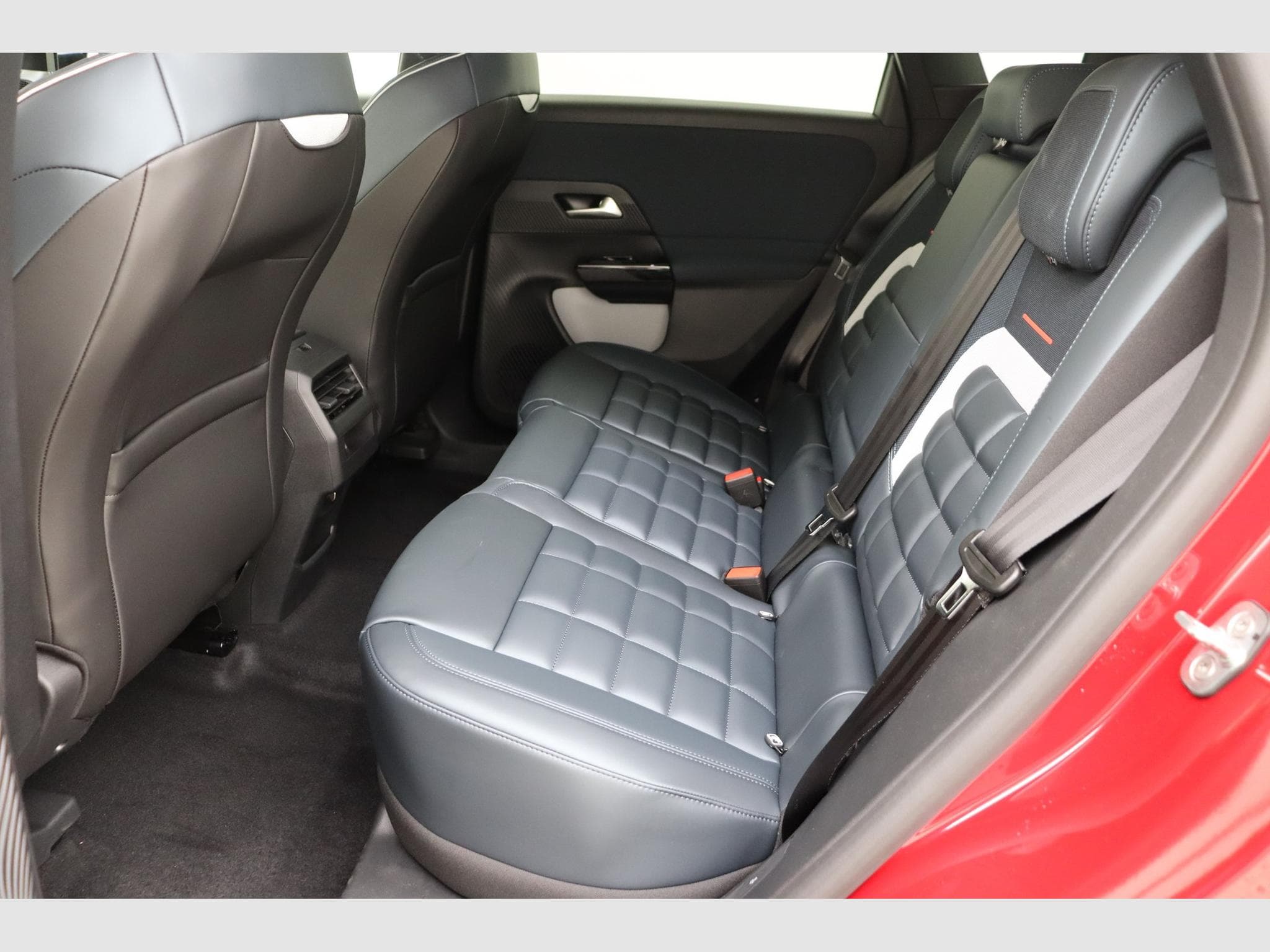 Citroen C5 AIRCROSS Max (2026) - Photo 16