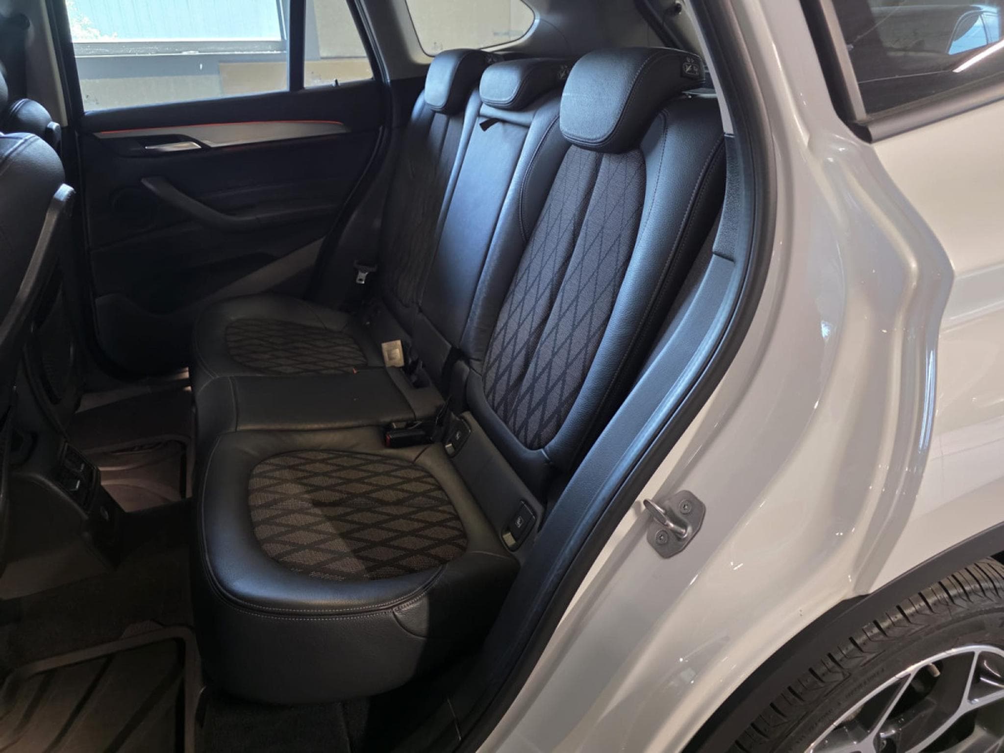 BMW X1 20D XDRIVE AUTO LED CUIR NAVI (2016) - Foto 8