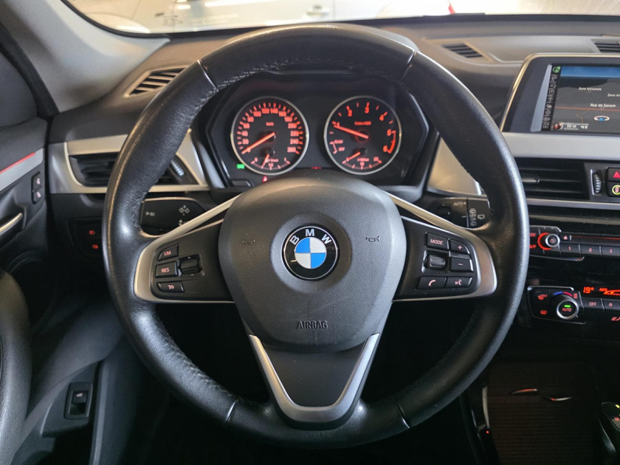 BMW X1 20D XDRIVE AUTO LED CUIR NAVI (2016) - Foto 9