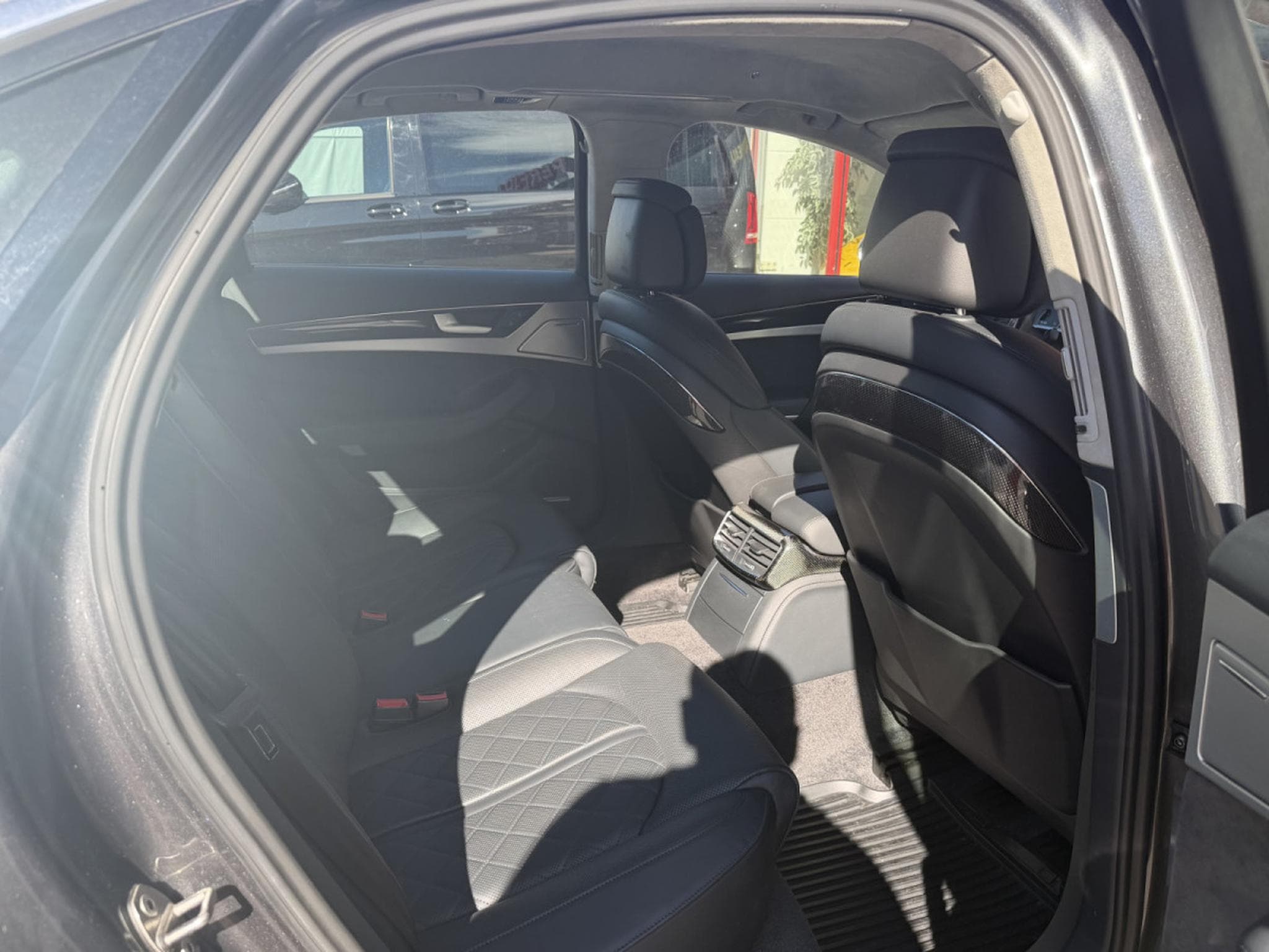 Audi S8 4.0 TFSI QUATTRO NIGHT VISION BOSE CUIR NAVI 1 HAND (2014) - Foto 6