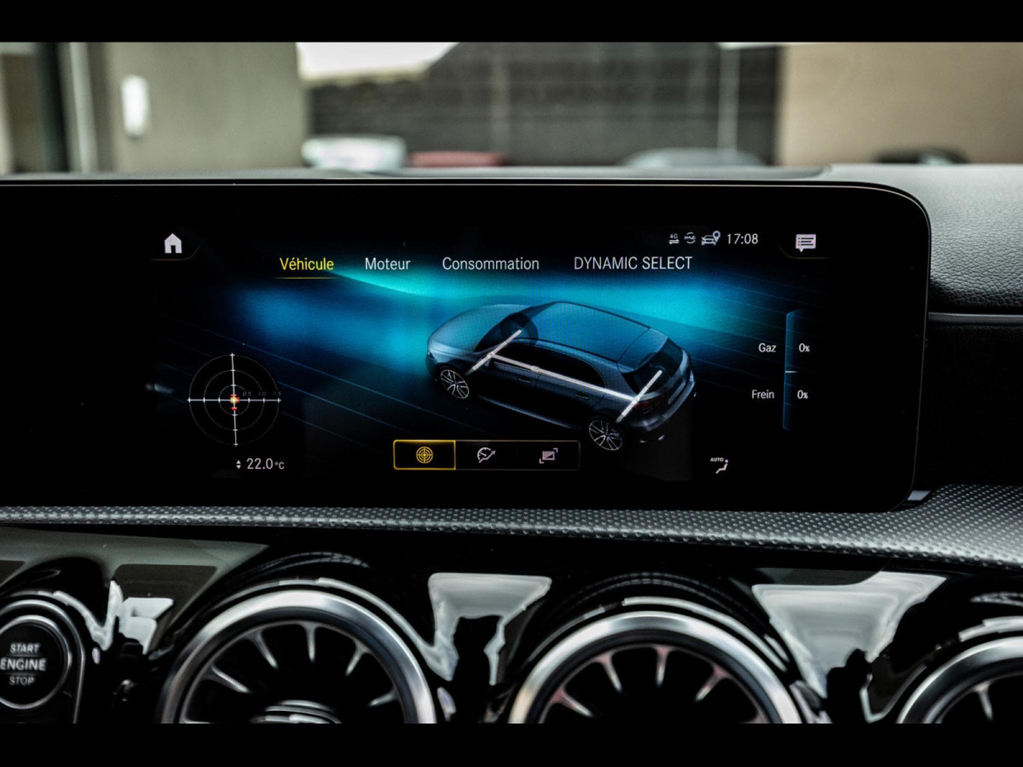 Mercedes A 35 AMG 4M+°KOSMOS BLACK (2021) - Photo 25