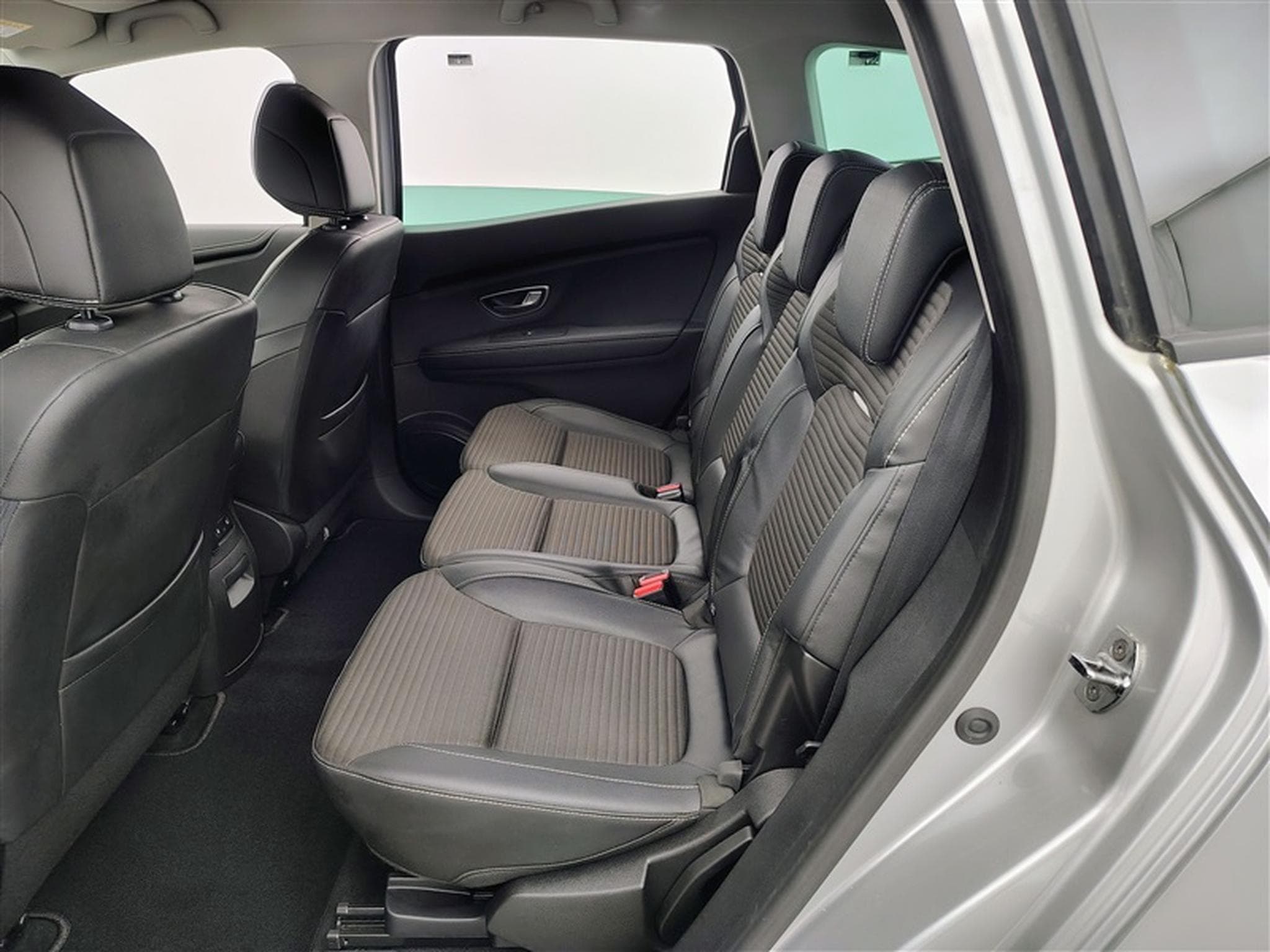 Renault Scenic Grand Sc?nic 1.7 Blue dCi Bose Edition (EU6.2) (2019) - Photo 13