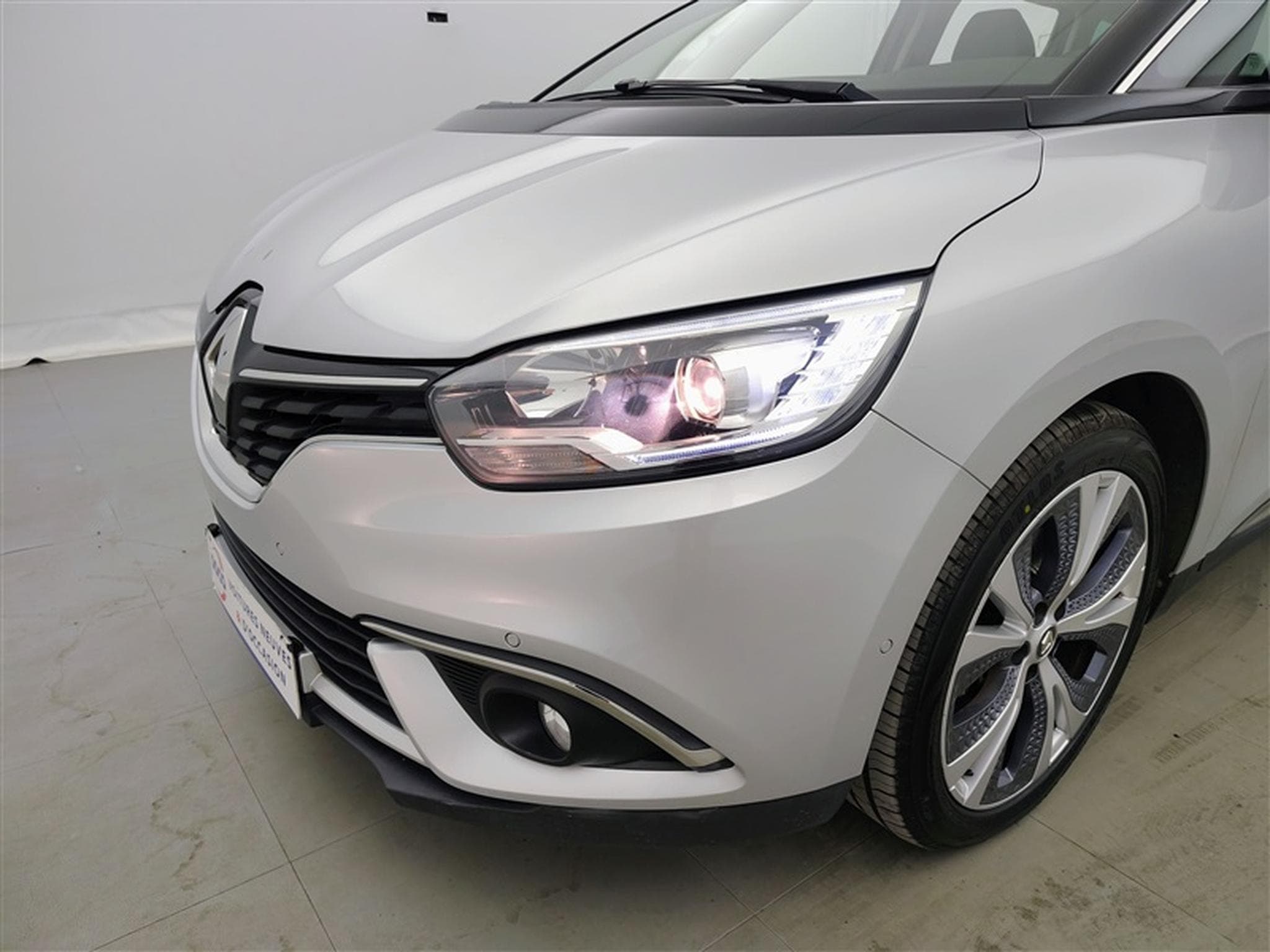 Renault Scenic Grand Sc?nic 1.7 Blue dCi Bose Edition (EU6.2) (2019) - Photo 15