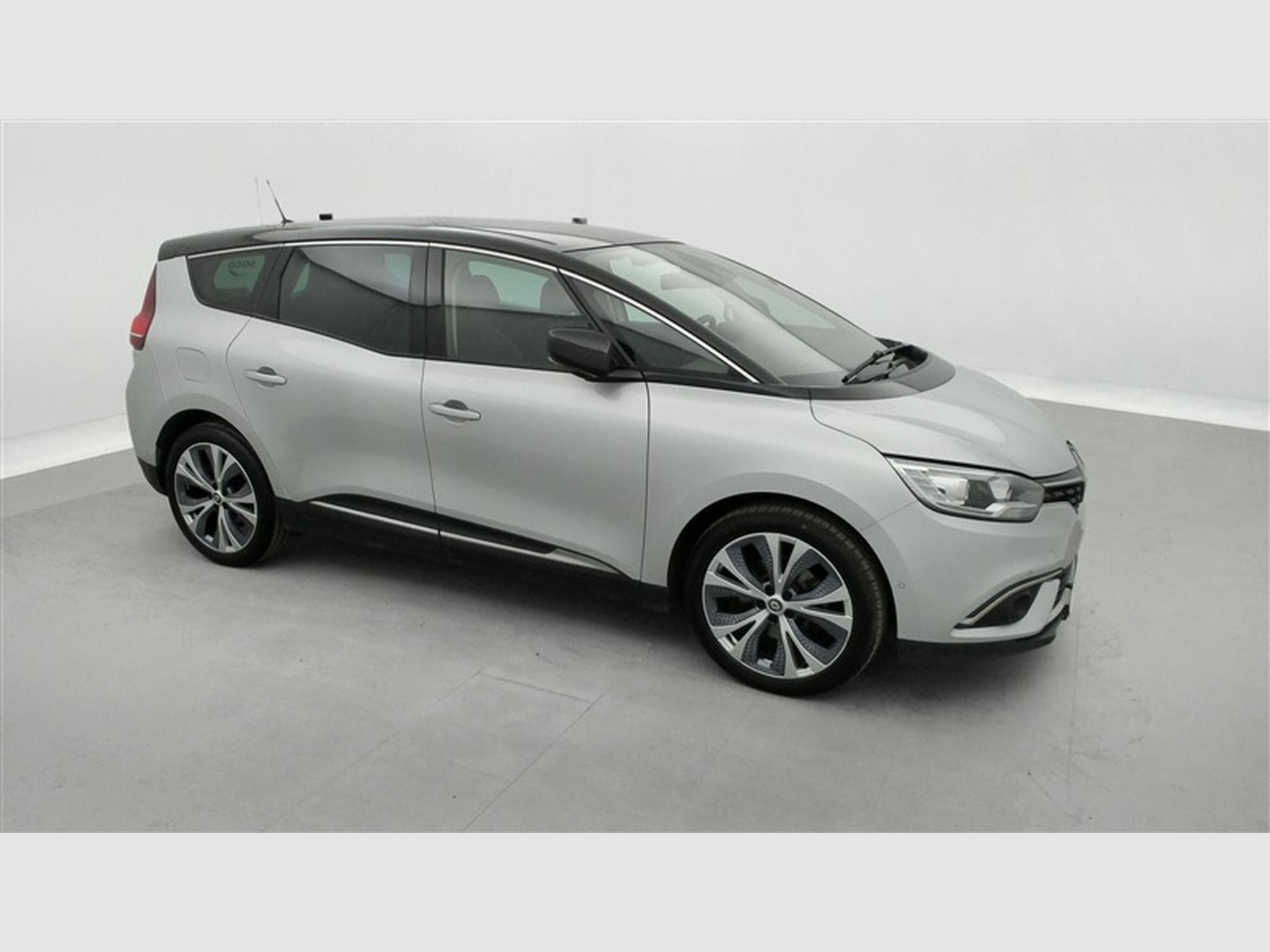 Renault Scenic Grand Sc?nic 1.7 Blue dCi Bose Edition (EU6.2) (2019) - Photo 22