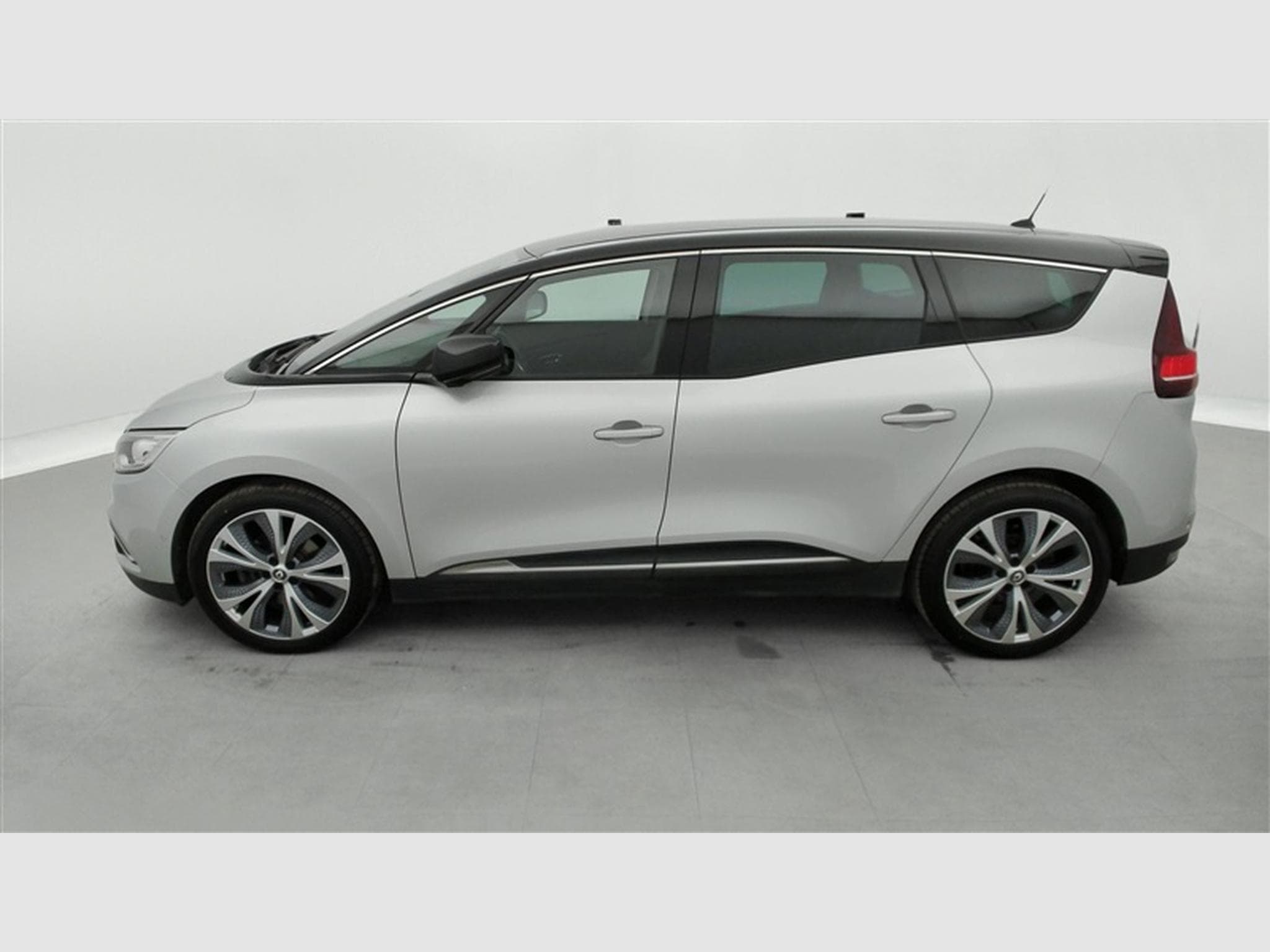 Renault Scenic Grand Sc?nic 1.7 Blue dCi Bose Edition (EU6.2) (2019) - Photo 3