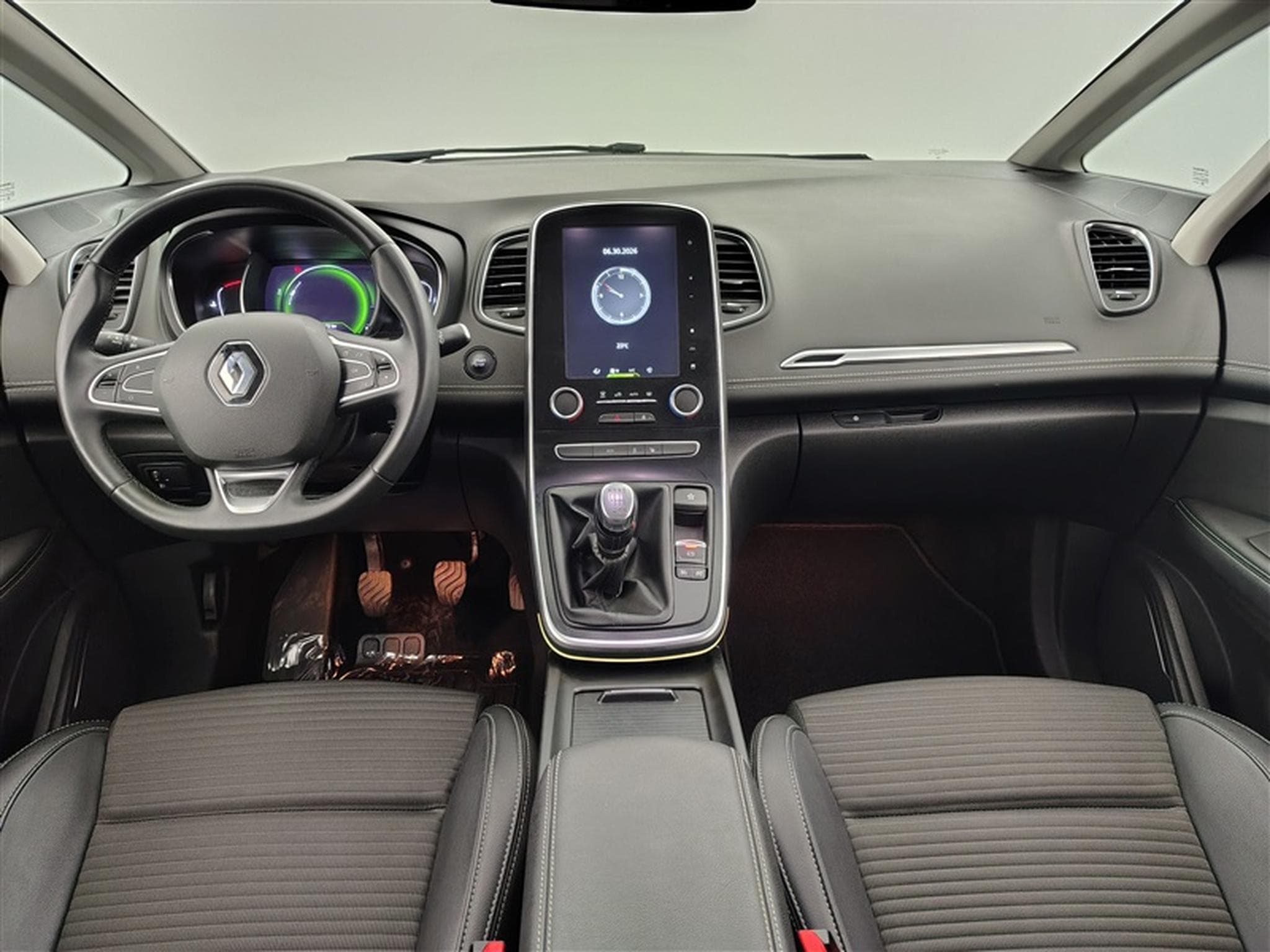 Renault Scenic Grand Sc?nic 1.7 Blue dCi Bose Edition (EU6.2) (2019) - Photo 8