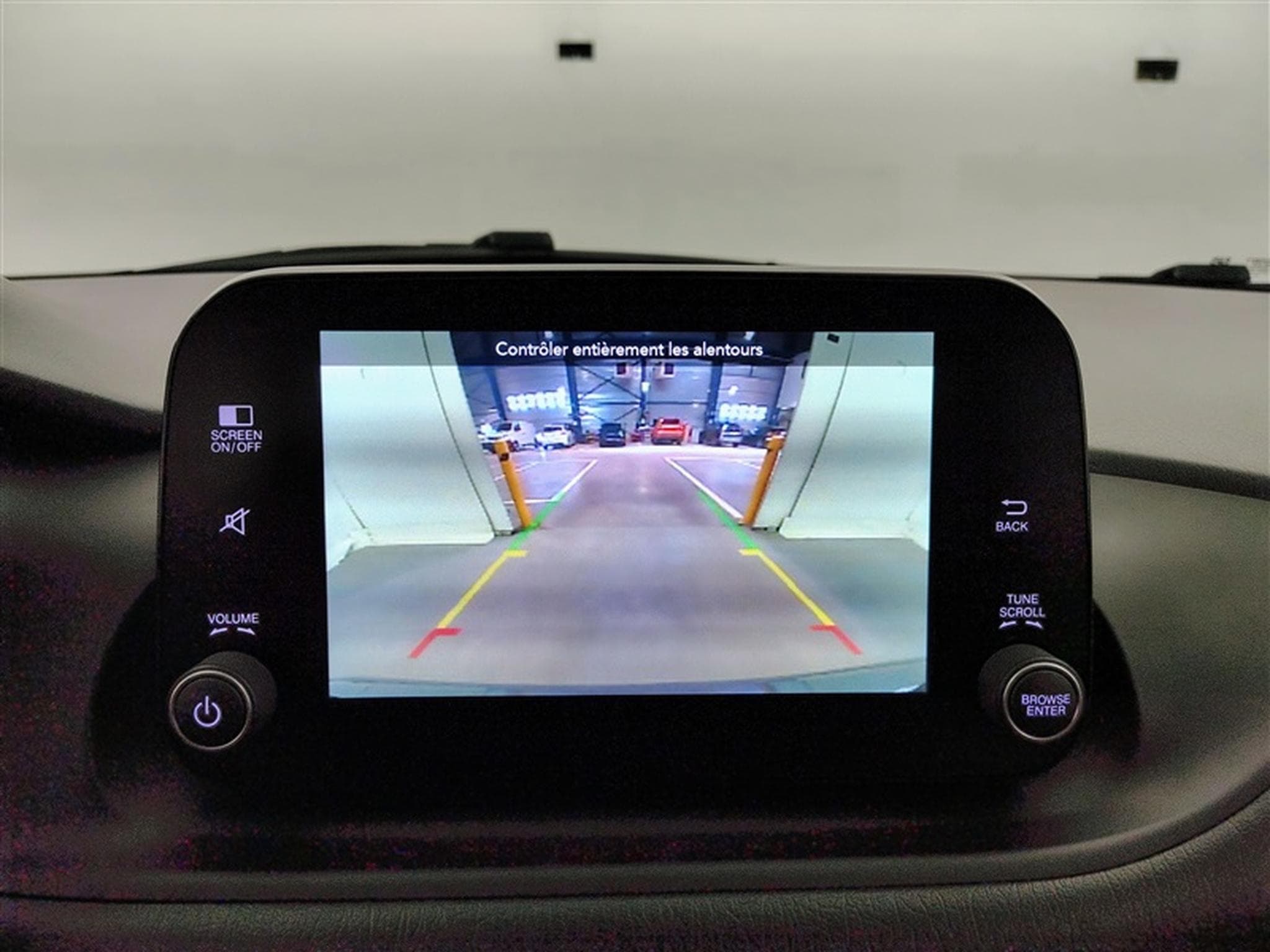Fiat Tipo Hatchback 1.0 T FireFly Cross NAVI / FULL LED / CAMERA (2023) - Photo 18