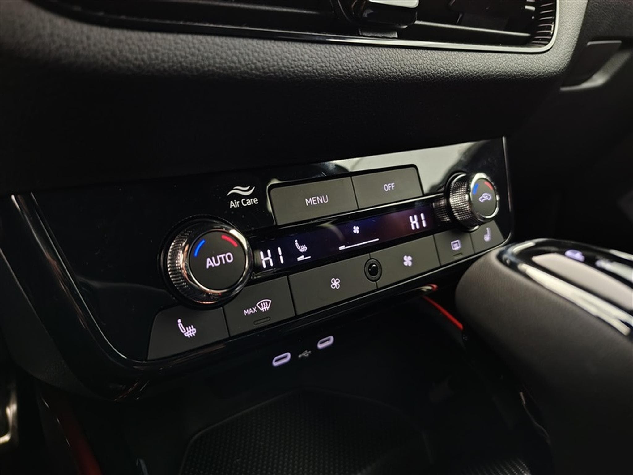 Skoda Fabia 1.0 TSI 115cv DSG MonteCarlo CARPLAY / FULL LED / CAMERA (2026) - Photo 20