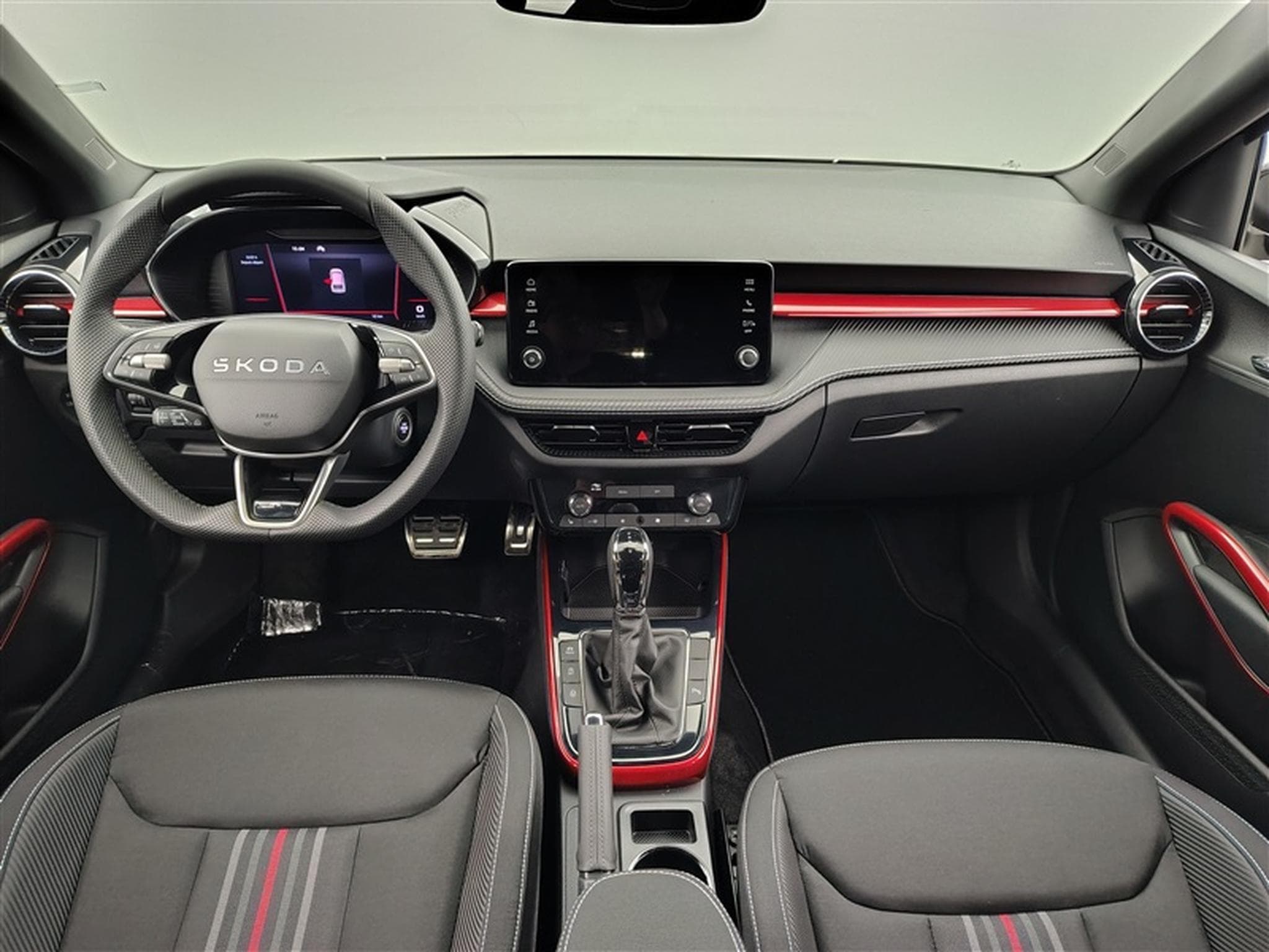 Skoda Fabia 1.0 TSI 115cv DSG MonteCarlo CARPLAY / FULL LED / CAMERA (2026) - Photo 8