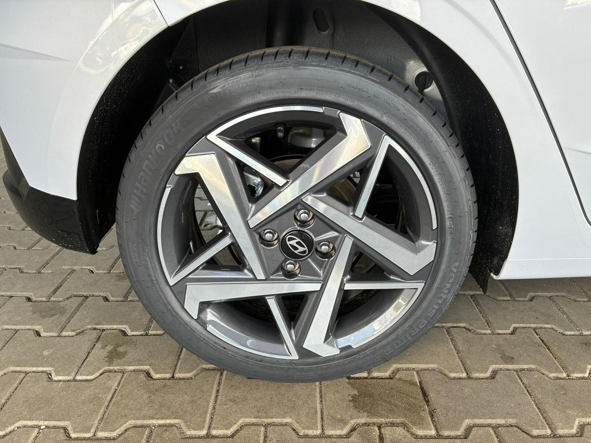 Hyundai i20 Emotion (2026) - Photo 12