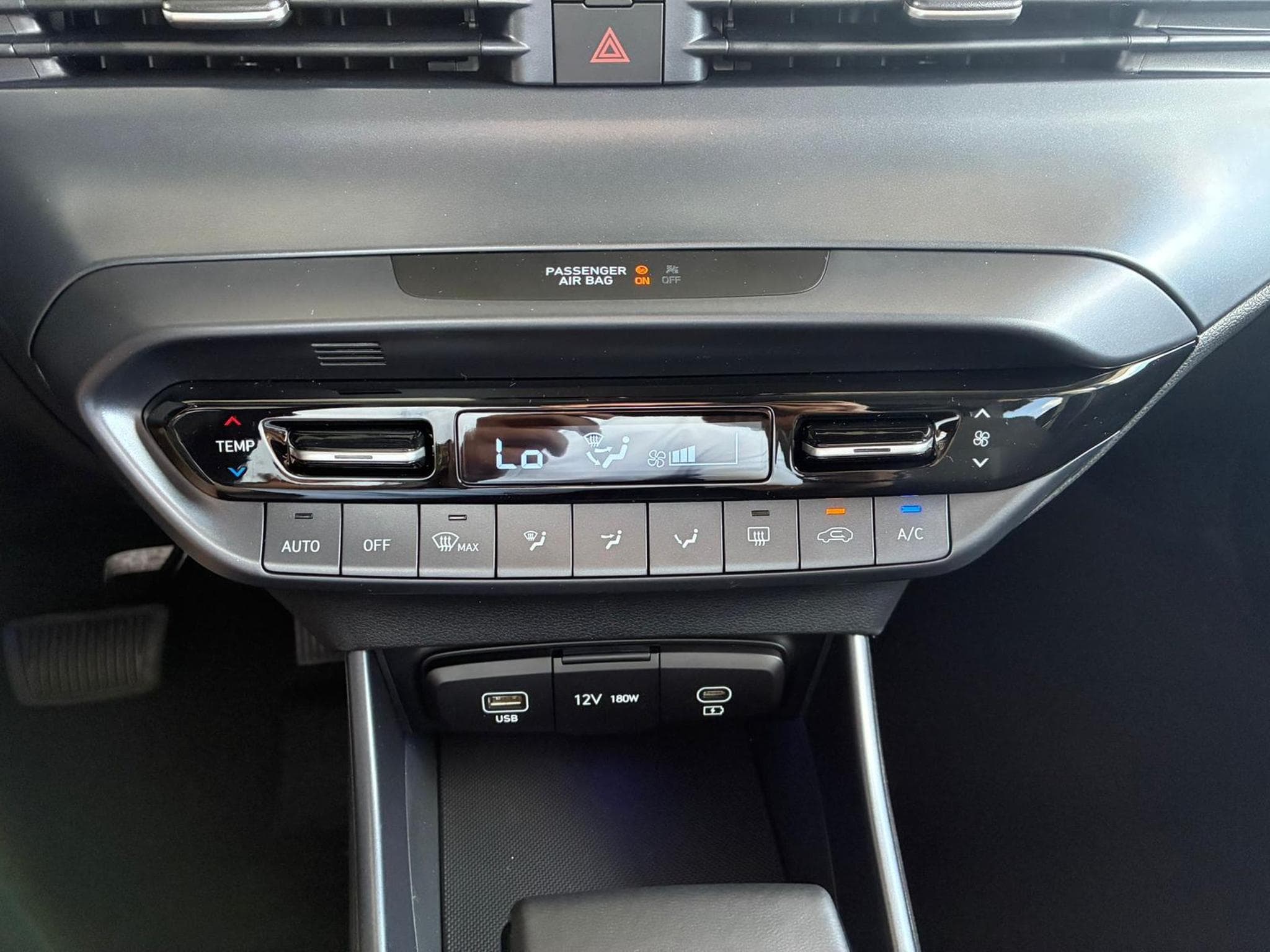 Hyundai i20 Emotion (2026) - Photo 17