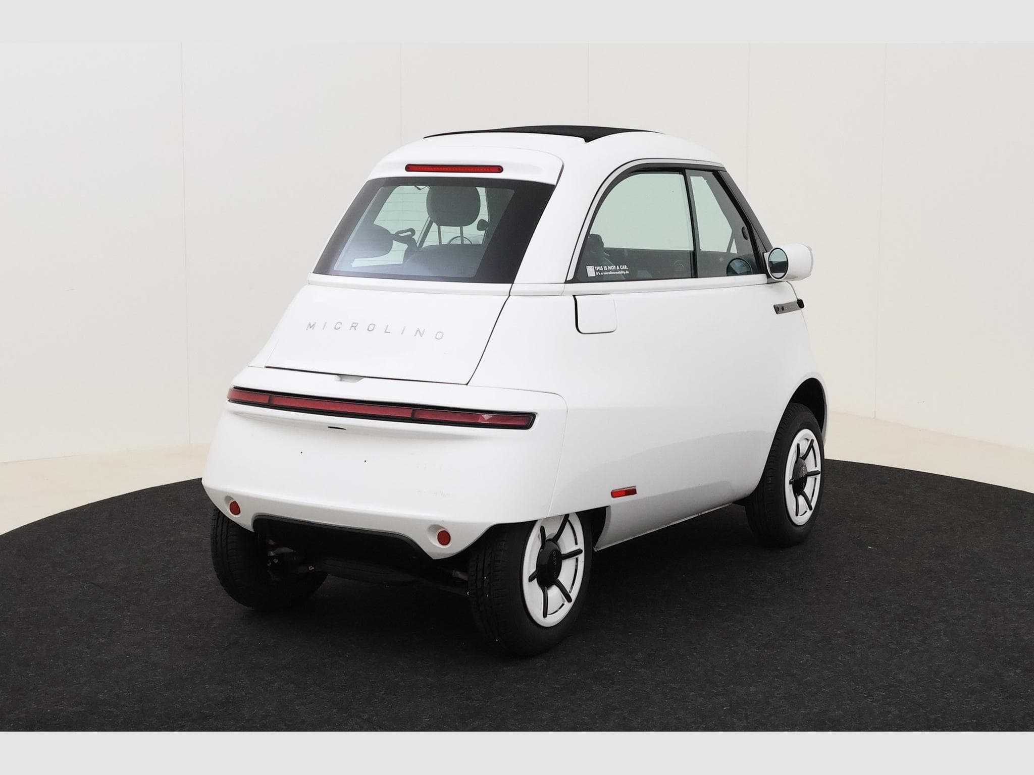 Microlino Pioneer Dolce (2024) - Photo 6