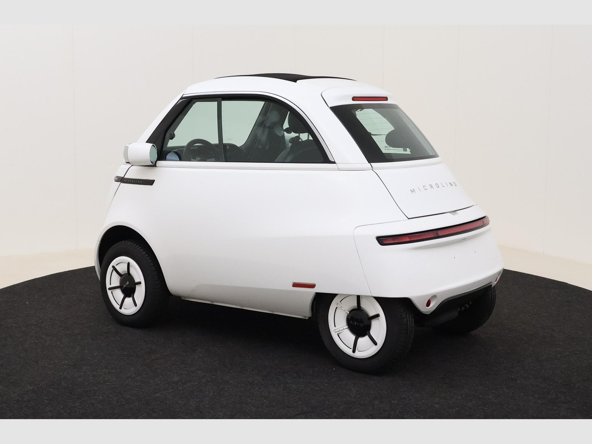 Microlino Pioneer Dolce (2024) - Photo 8