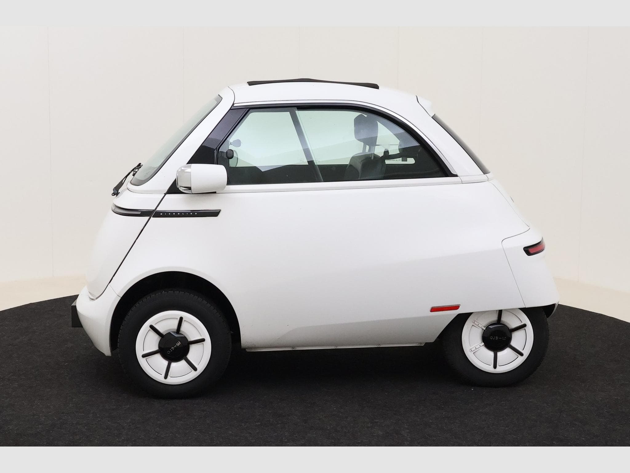 Microlino Pioneer Dolce (2024) - Photo 9