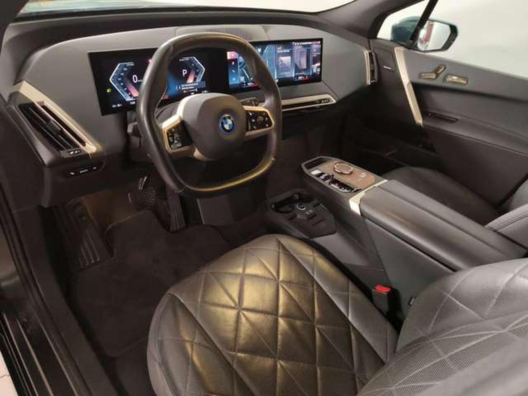 BMW iX xDrive40 (2022) - Foto 12