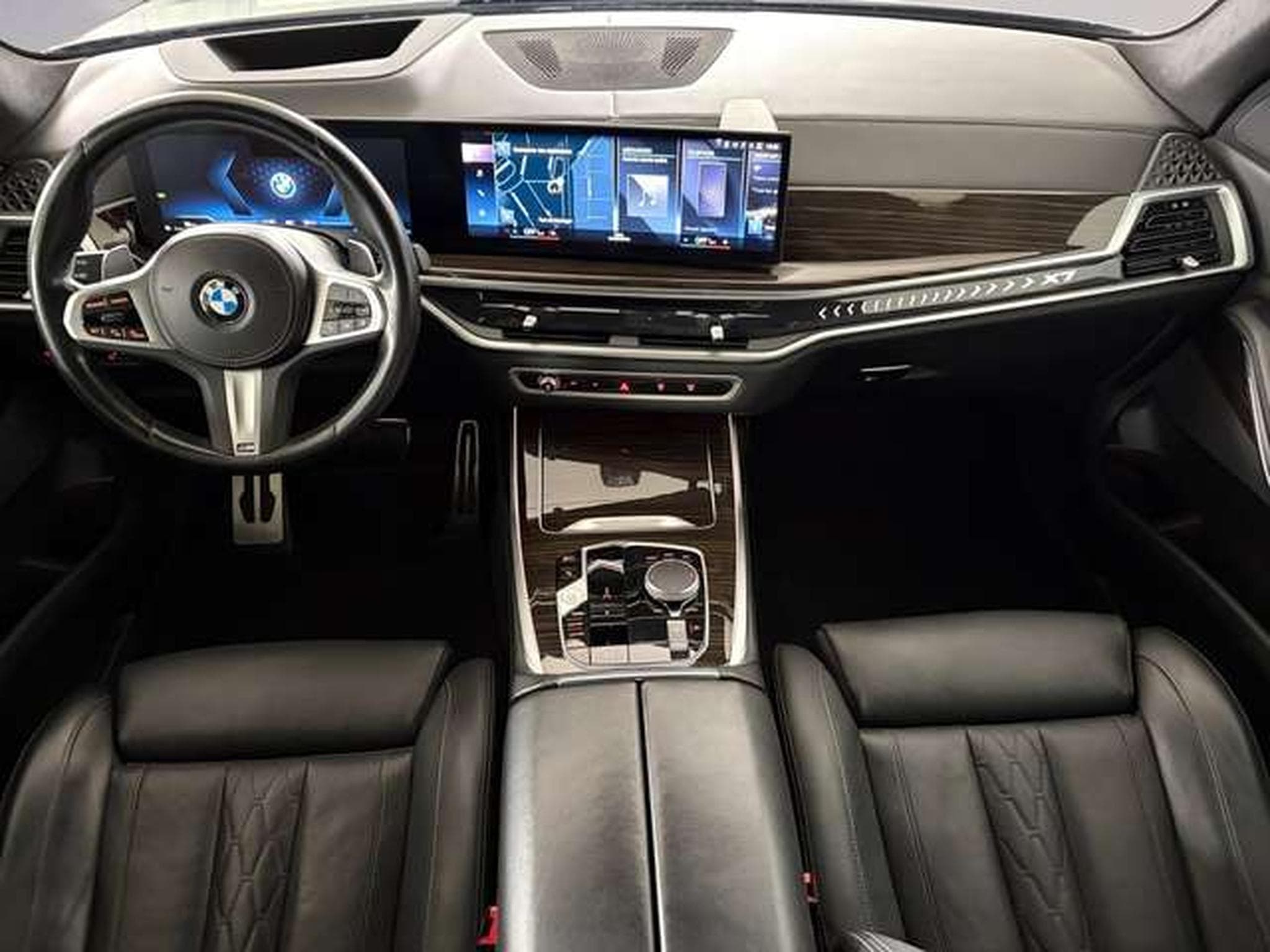 BMW X7 xDrive40d DAB LED (2023) - Foto 6