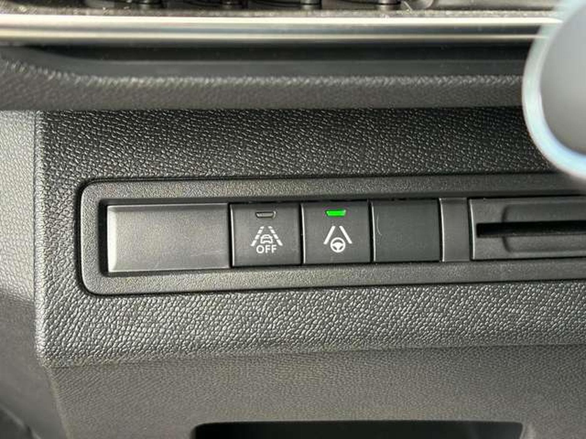Peugeot 5008 5008 PureTech 130 EAT8 Stop (2023) - Foto 14