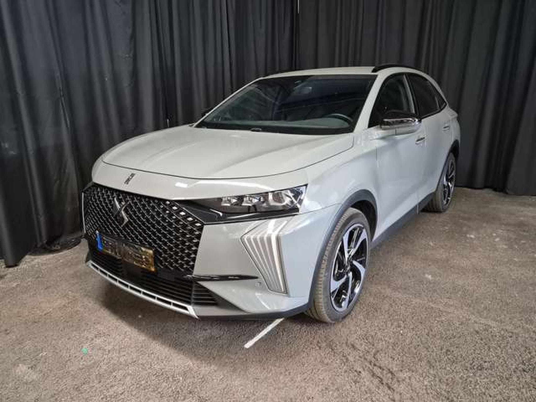 DS Automobiles DS7 DS7 E-TENSE 225 RIVOLI (2024) - Photo 1