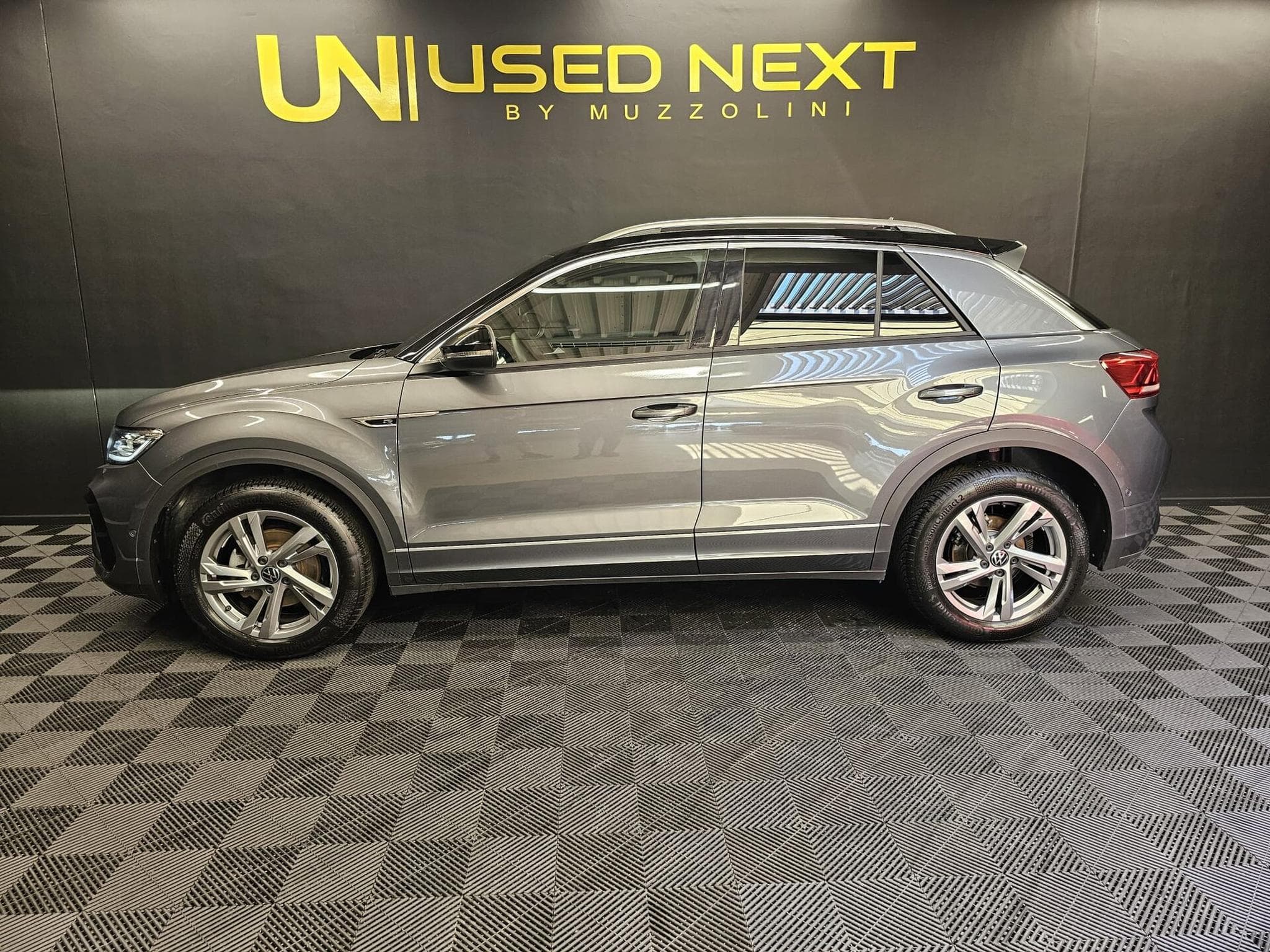 VW T-Roc 150cv R-Line Edition DSG7 (2025) - Photo 5