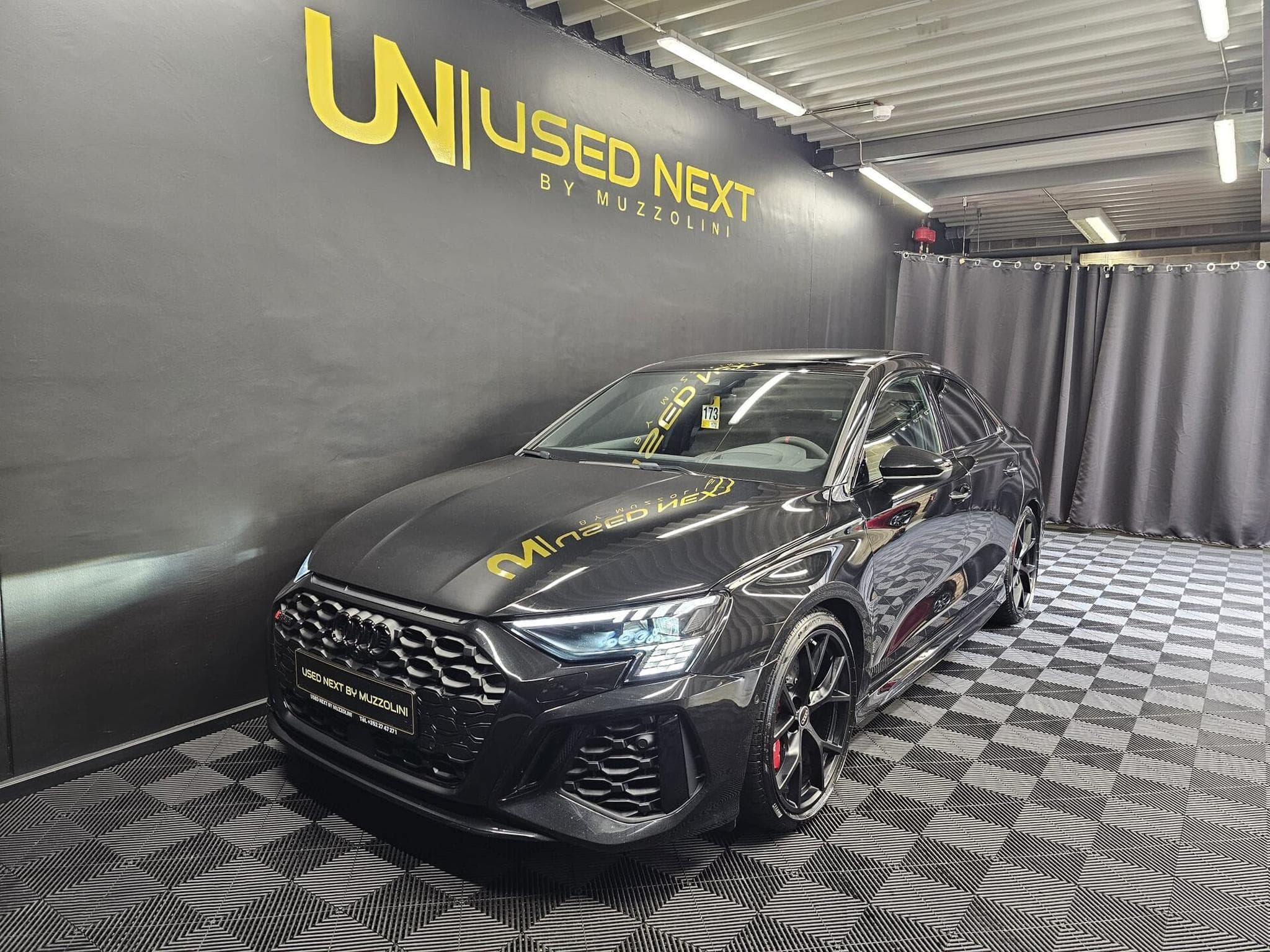 Audi RS3 Limousine (2022) - Photo 1
