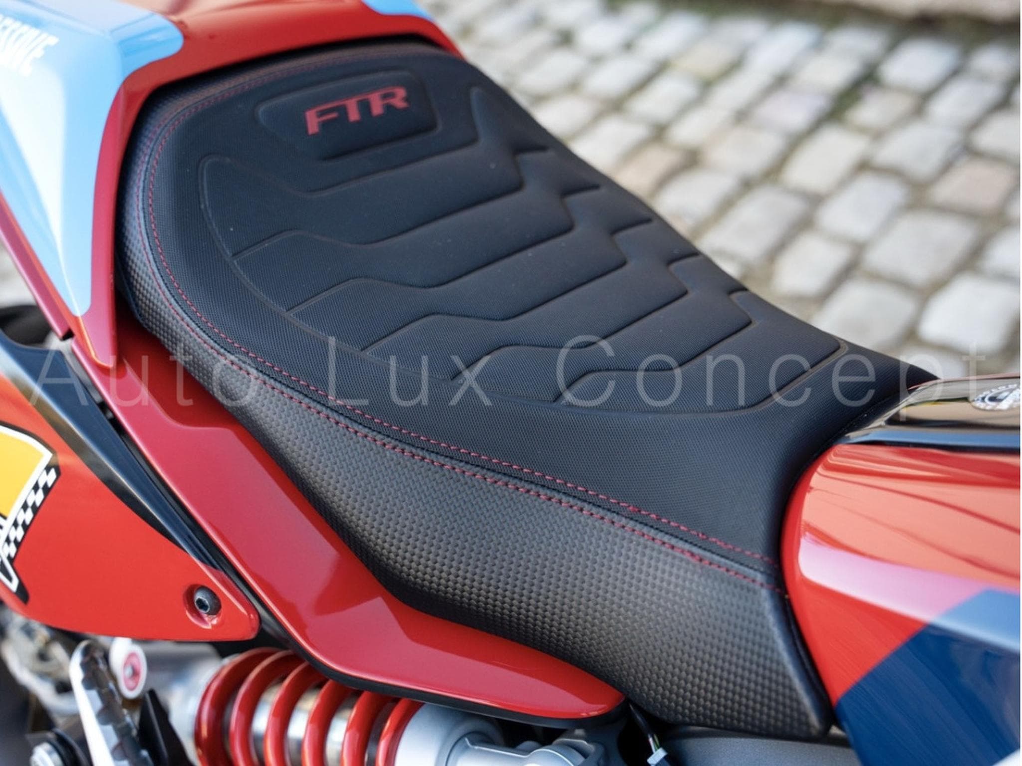 Indian FTR Sport Personnalisée (2024) - Foto 24