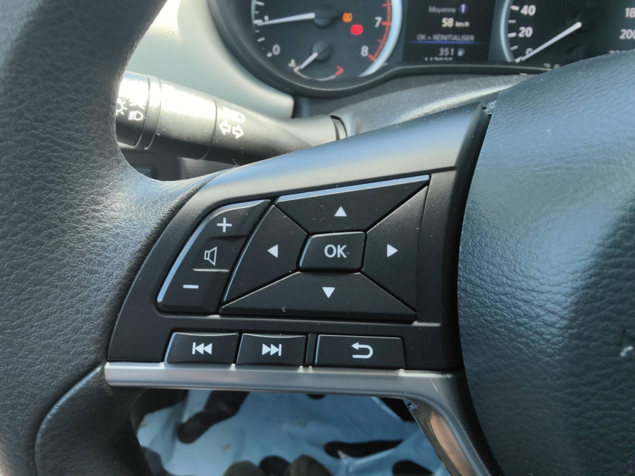 Nissan Micra 1.0 IG-T ACENTA CLIM BLUETOOTH CARPLAY (2020) - Foto 20