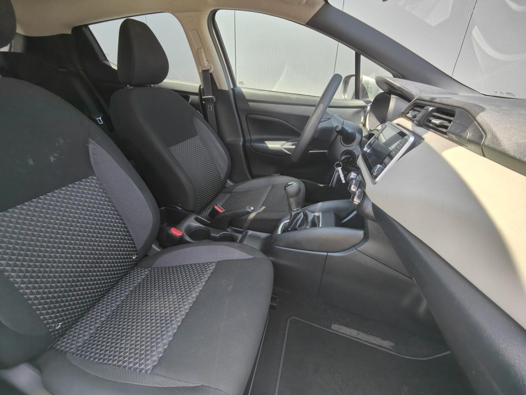 Nissan Micra 1.0 IG-T ACENTA CLIM BLUETOOTH CARPLAY (2020) - Foto 8