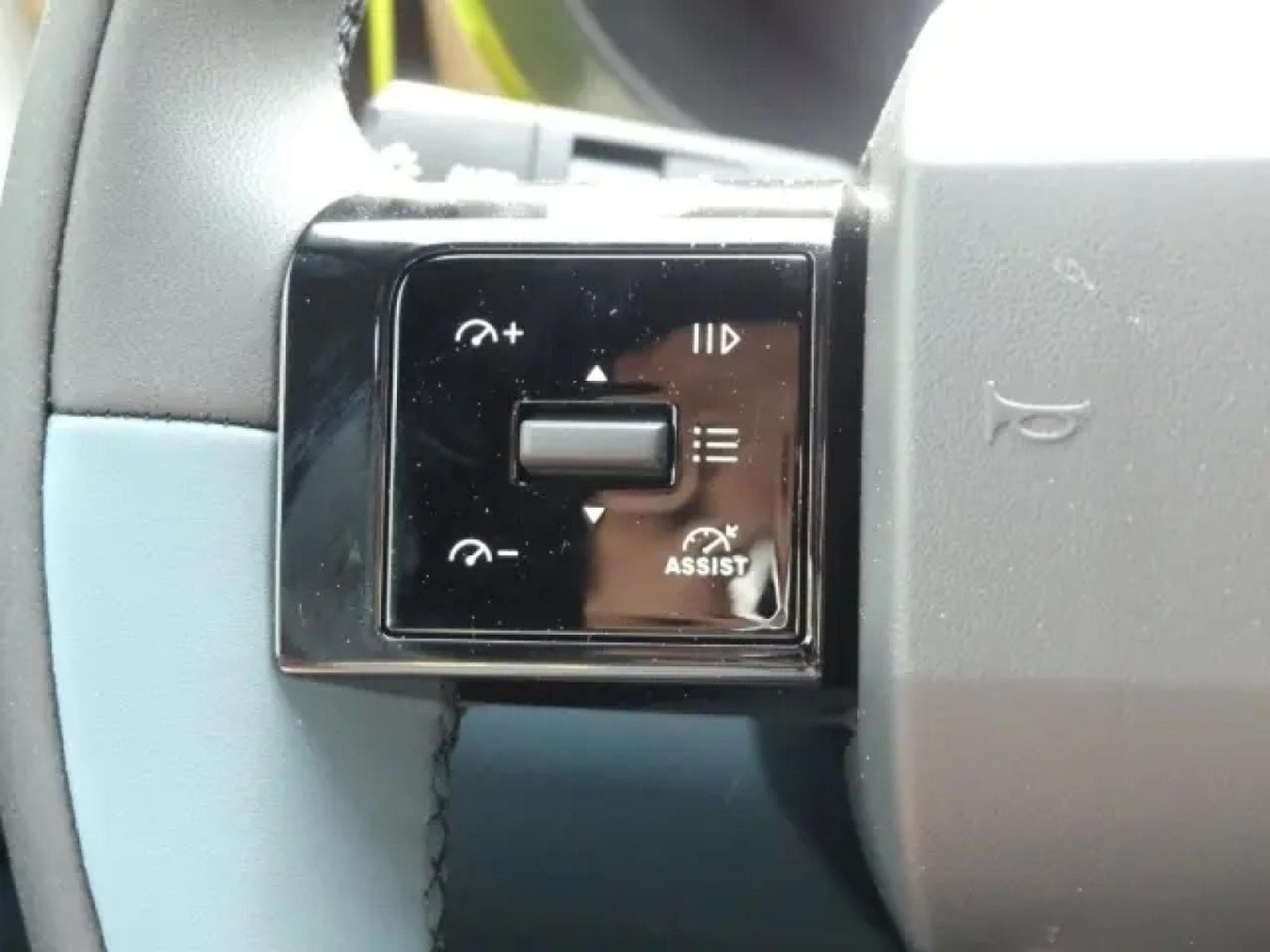 Fiat Grande Panda HYBRID LA PRIMA 1.2 (2026) - Foto 13