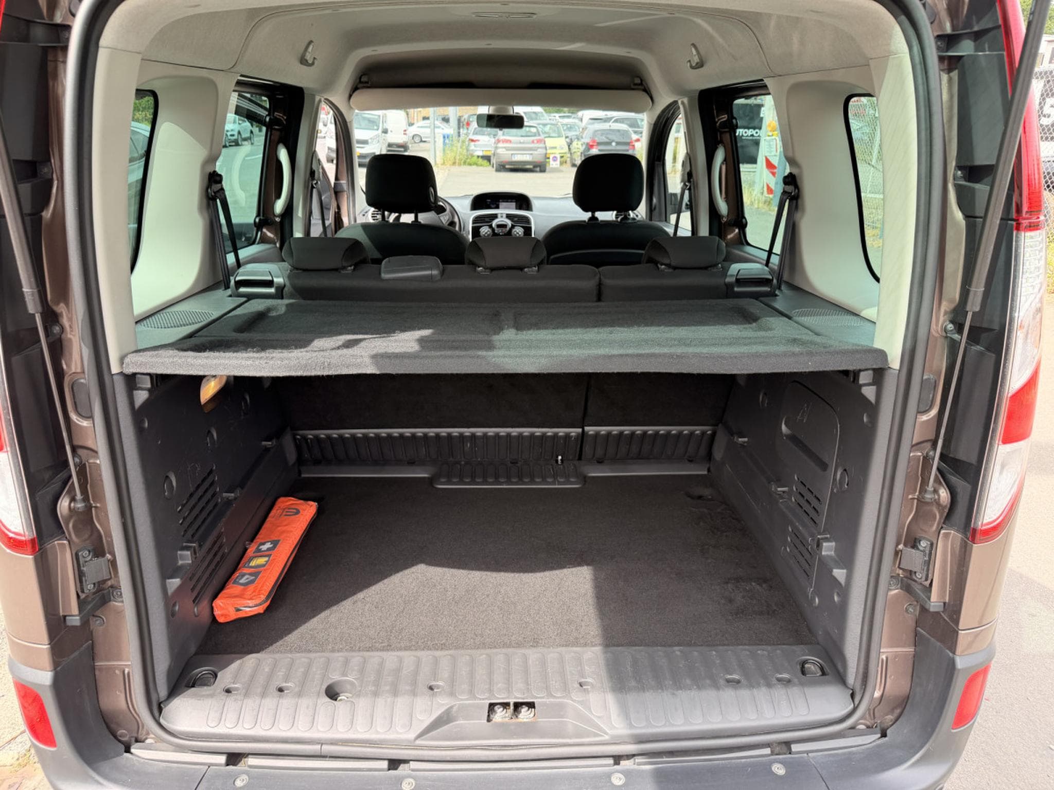 Renault Kangoo 1.5 dCi 115 LIMITED R-Link (2019) - Foto 15