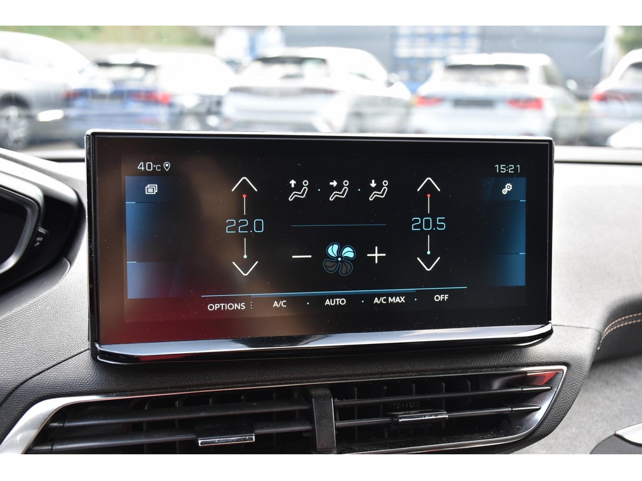 Peugeot 5008 1.5 BlueHDI GT EAT8 PANO CUIR FOCAL ACC SIDE CAM360 1° MAIN (2023) - Foto 13
